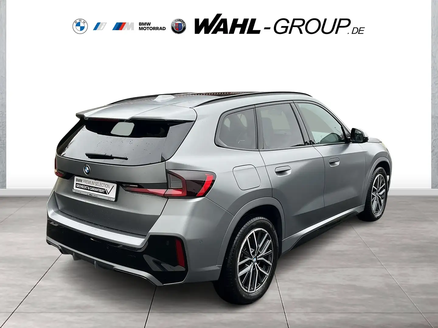 BMW X1 xDrive23i M SPORT LC PROF LEDER PANO HUD DAB PARKA Grau - 2