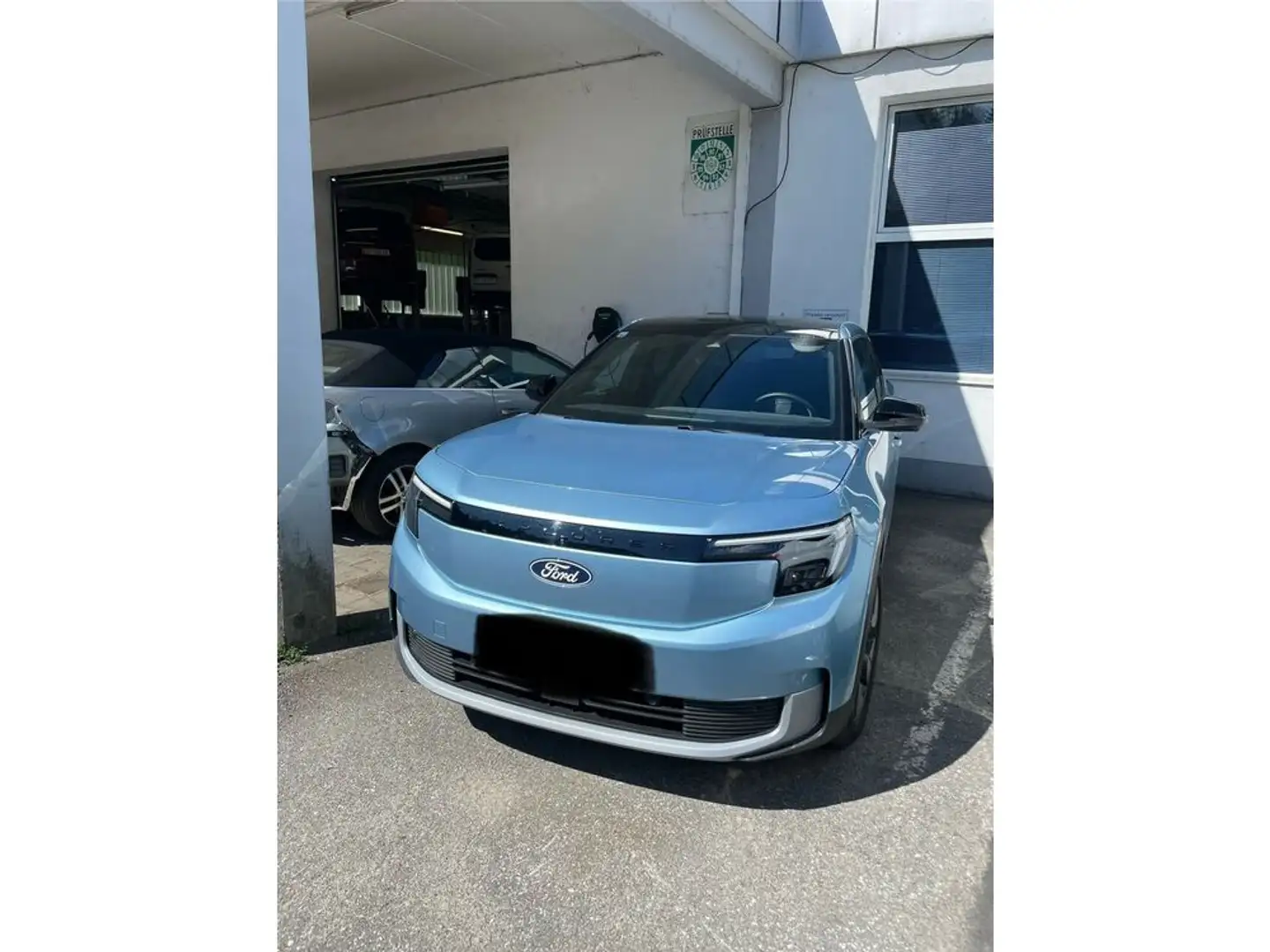 Ford Explorer Elektro Dual Motor 79kWh Premium AWD Blau - 1