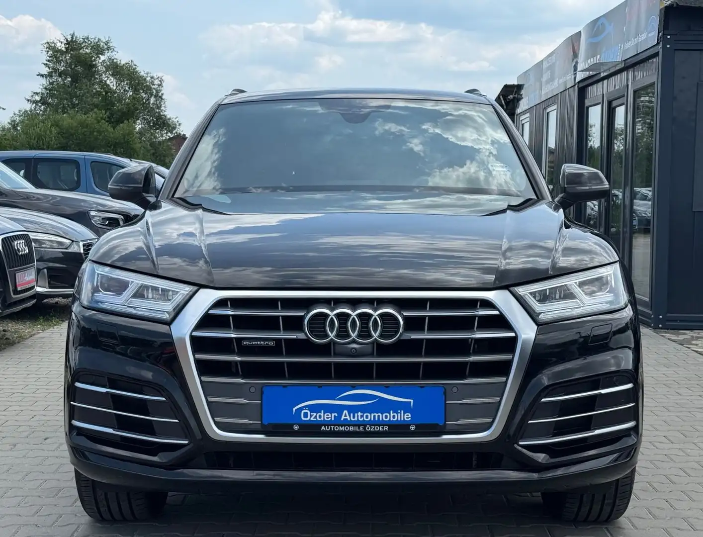 Audi Q5 quattro design 2.0 TDI Quattro+S-Line+1.Hand+ Schwarz - 2