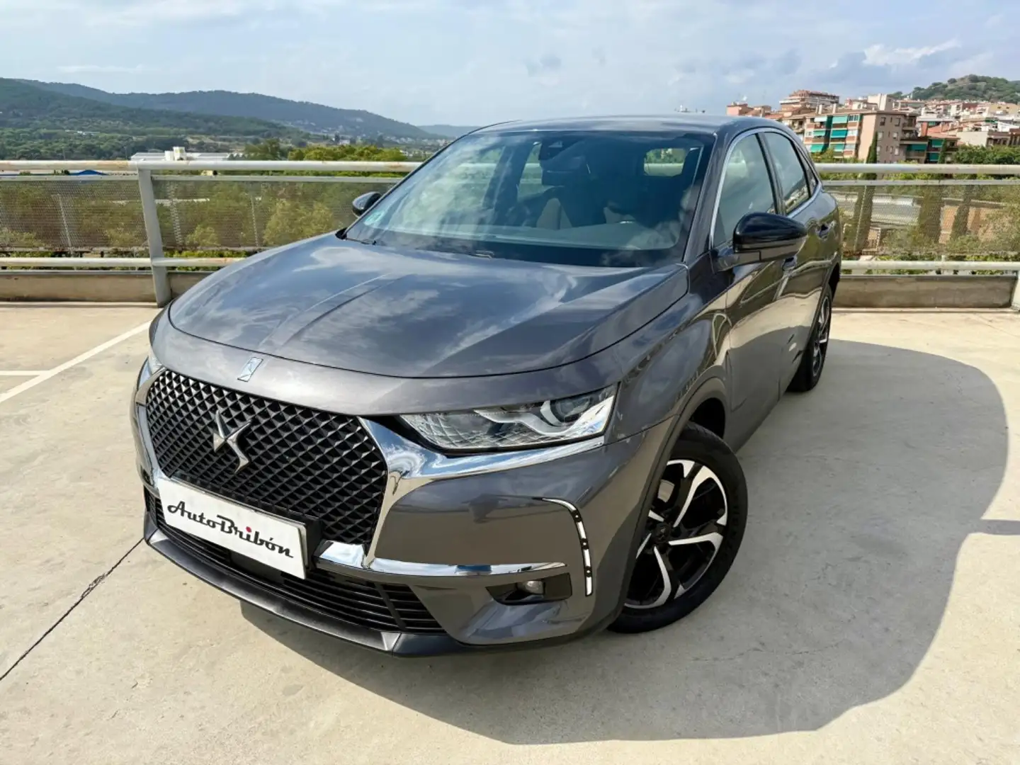 DS Automobiles DS 7 Crossback 1.5BlueHDi Chic Aut. Grijs - 2