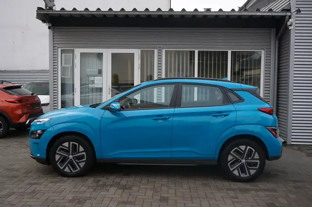 Hyundai KONA Select 3Phasen Lenk+SHZ ACC Keyless Kamera