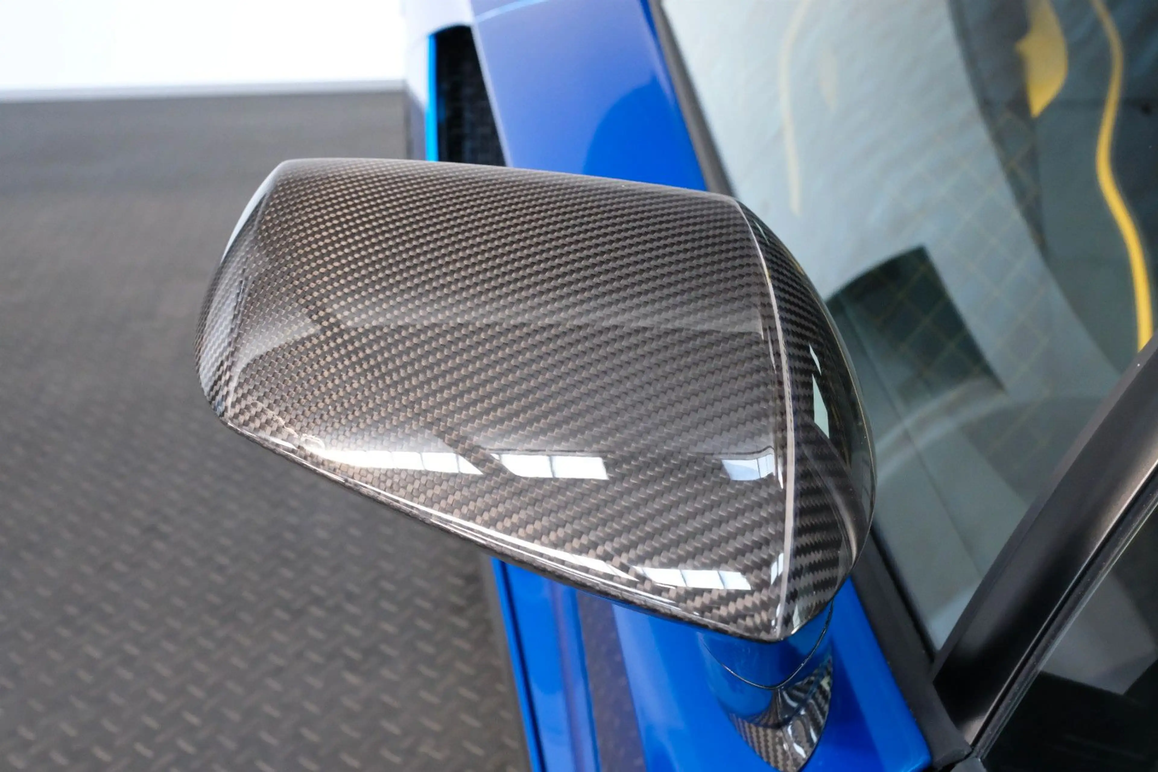 Lamborghini Aventador S/WARRANTY/1.OWNER/FULL CARBON/LIFT/ — photo 13