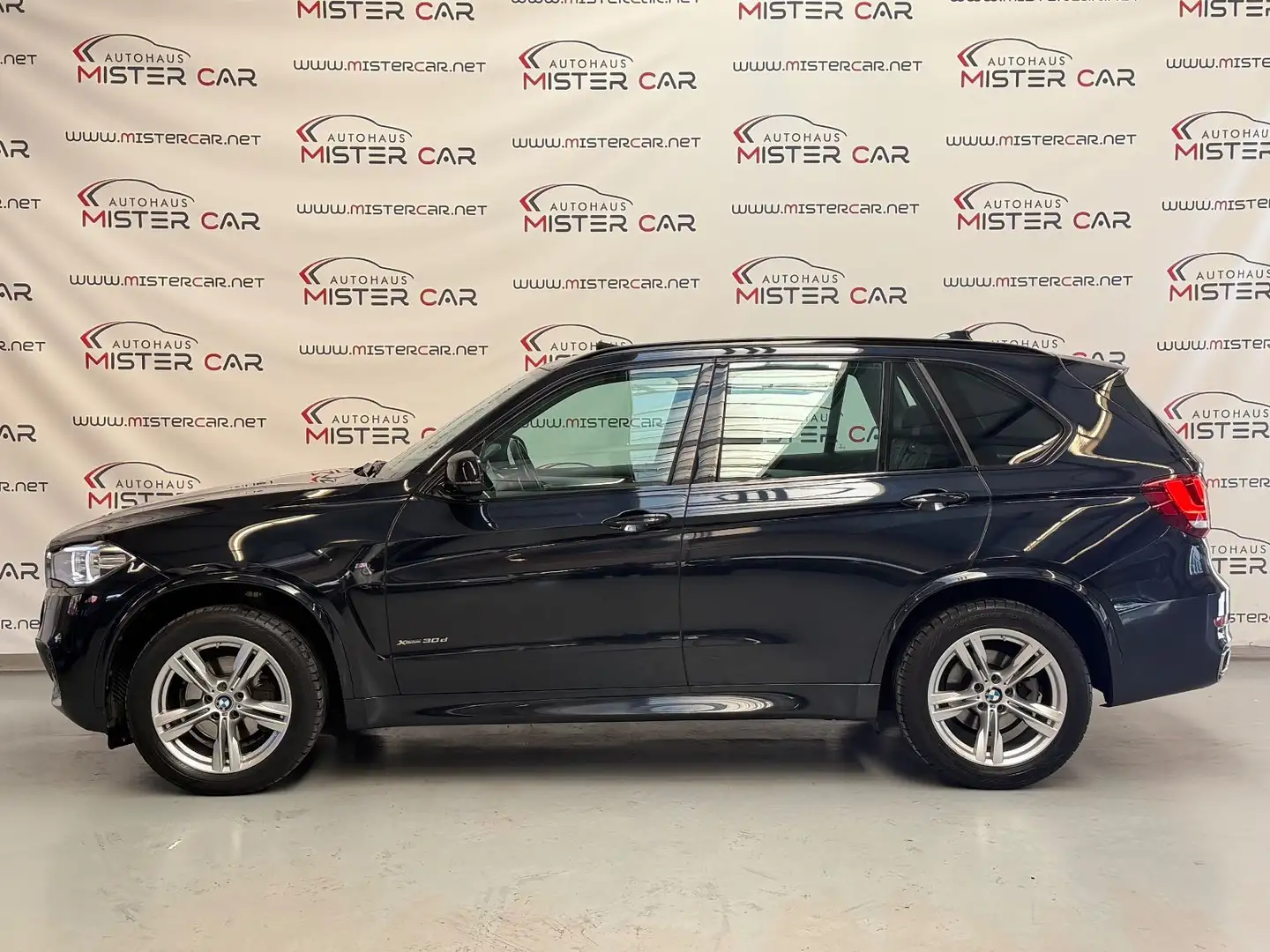 BMW X5 xDrive 30d M PAKET PANO/AHK/LED/KAM/NAVI/19 Schwarz - 2