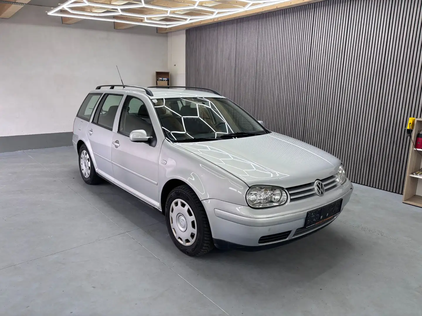 Volkswagen Golf Variant Golf Variant Comfortline TDI 4motion Silber - 1