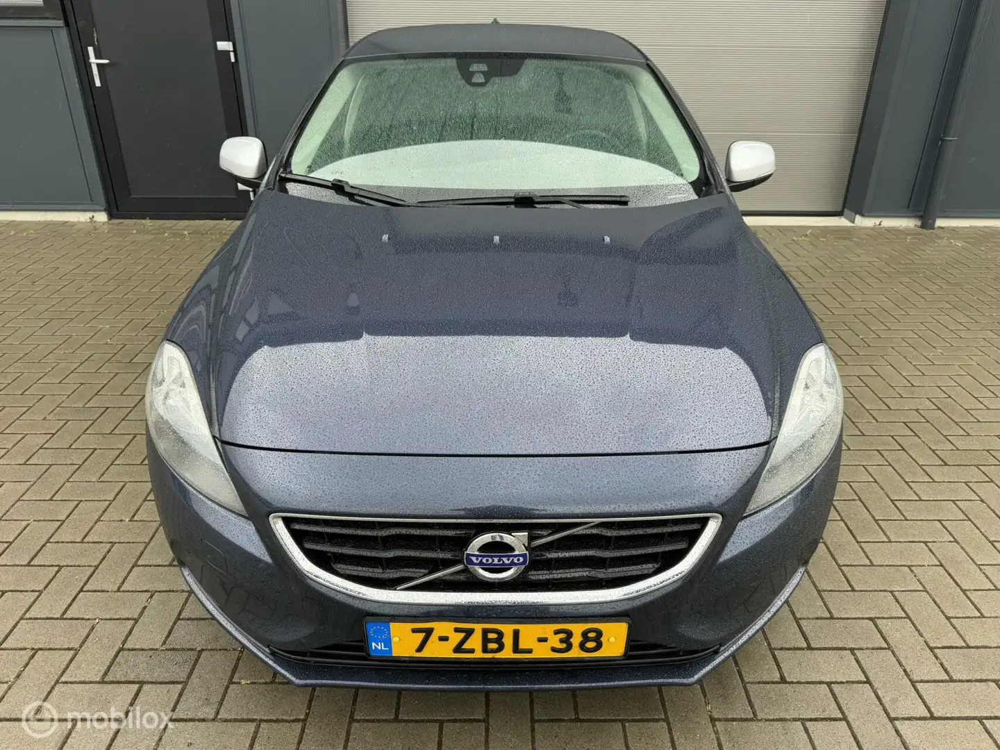 Volvo V40 2.0 D4 Ocean Race Business Modrá - 2