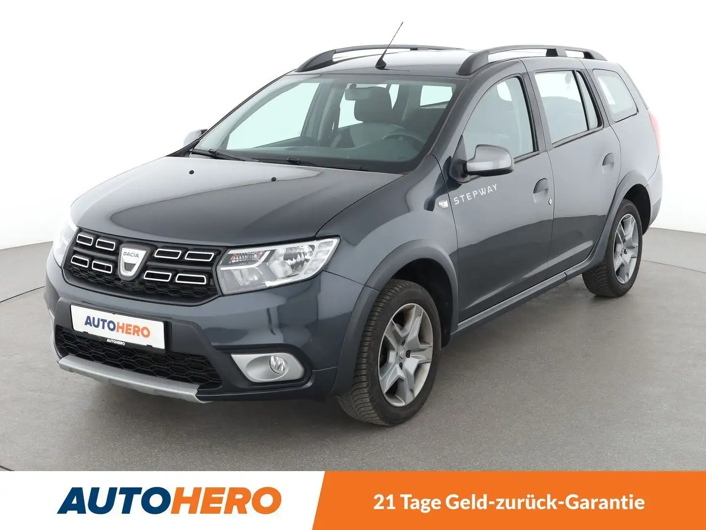 Dacia Logan 0.9 TCe Stepway *NAVI*CAM*AHK*TEMPO*KLIMA* Grau - 1