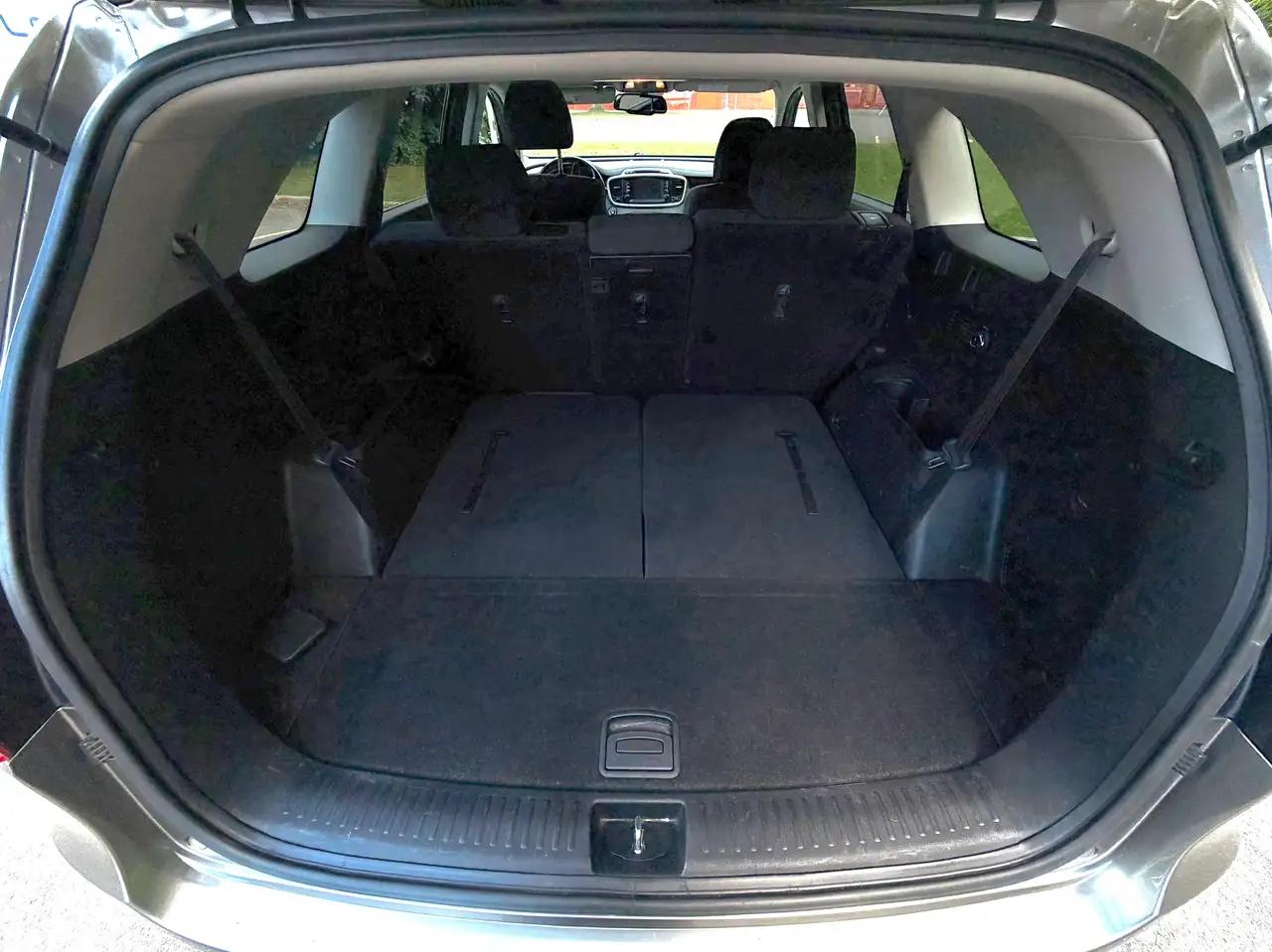 Kia Sorento photo Kia Sorento