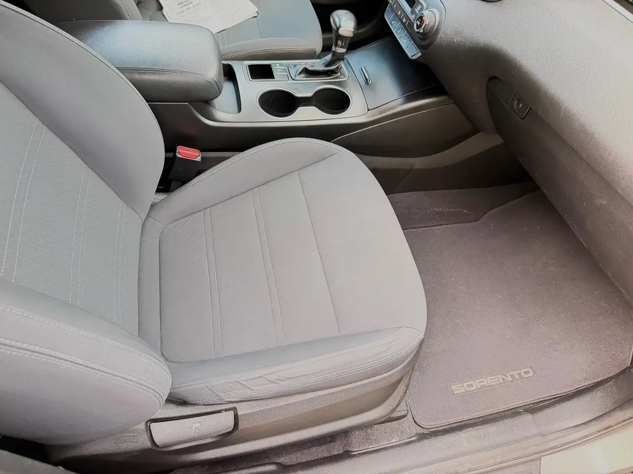 Kia Sorento photo Kia Sorento