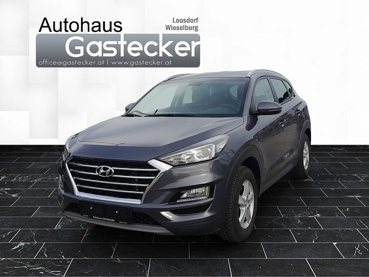 Hyundai TUCSON Tucson 1,6 CRDI Run Grau - 1