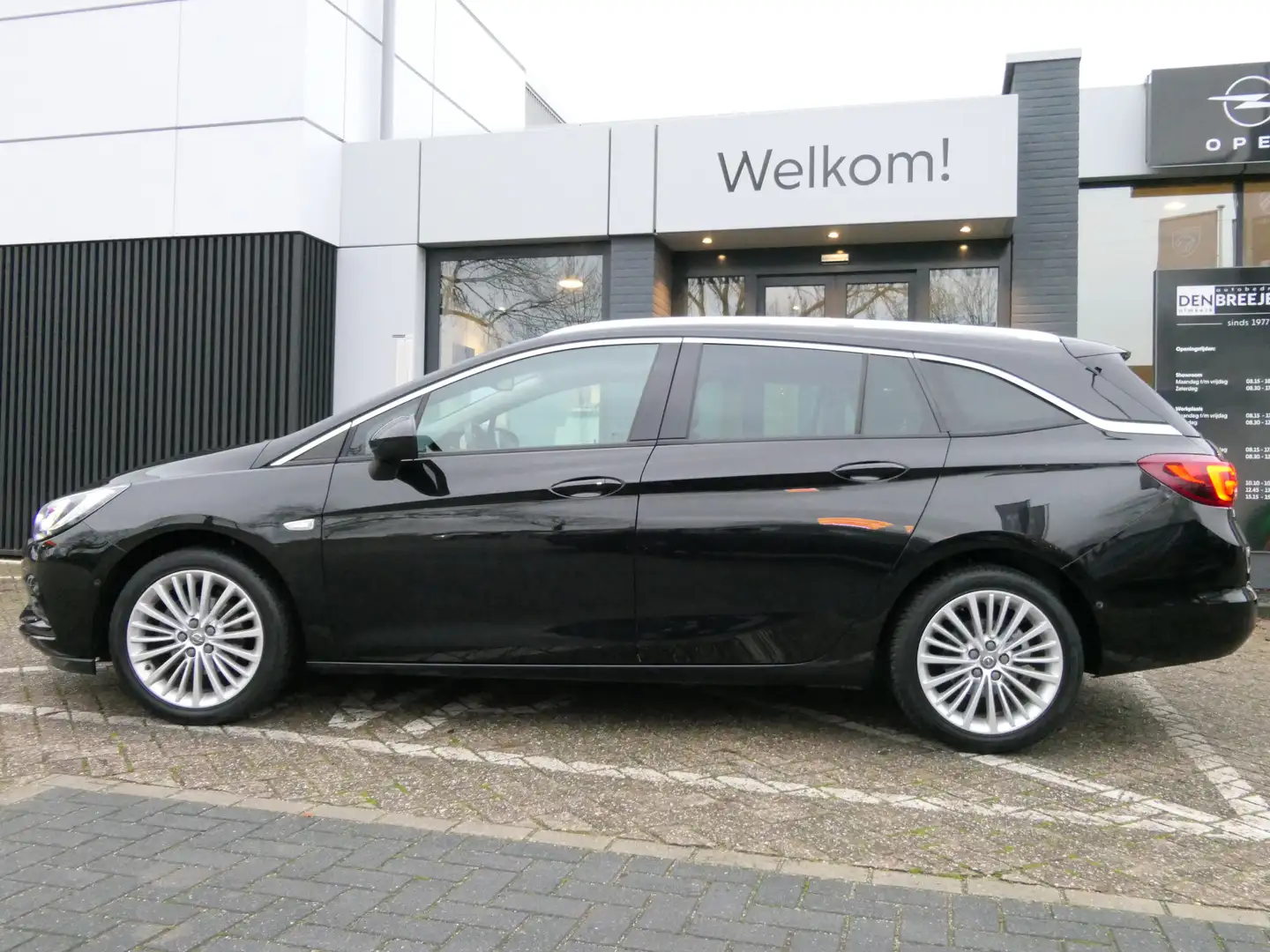 Opel Astra ST 1.4 Turbo 150pk Innovation | Trekhaak afneembaa Schwarz - 2