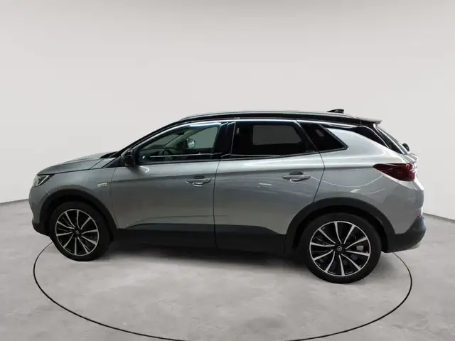 Opel Grandland X view 6