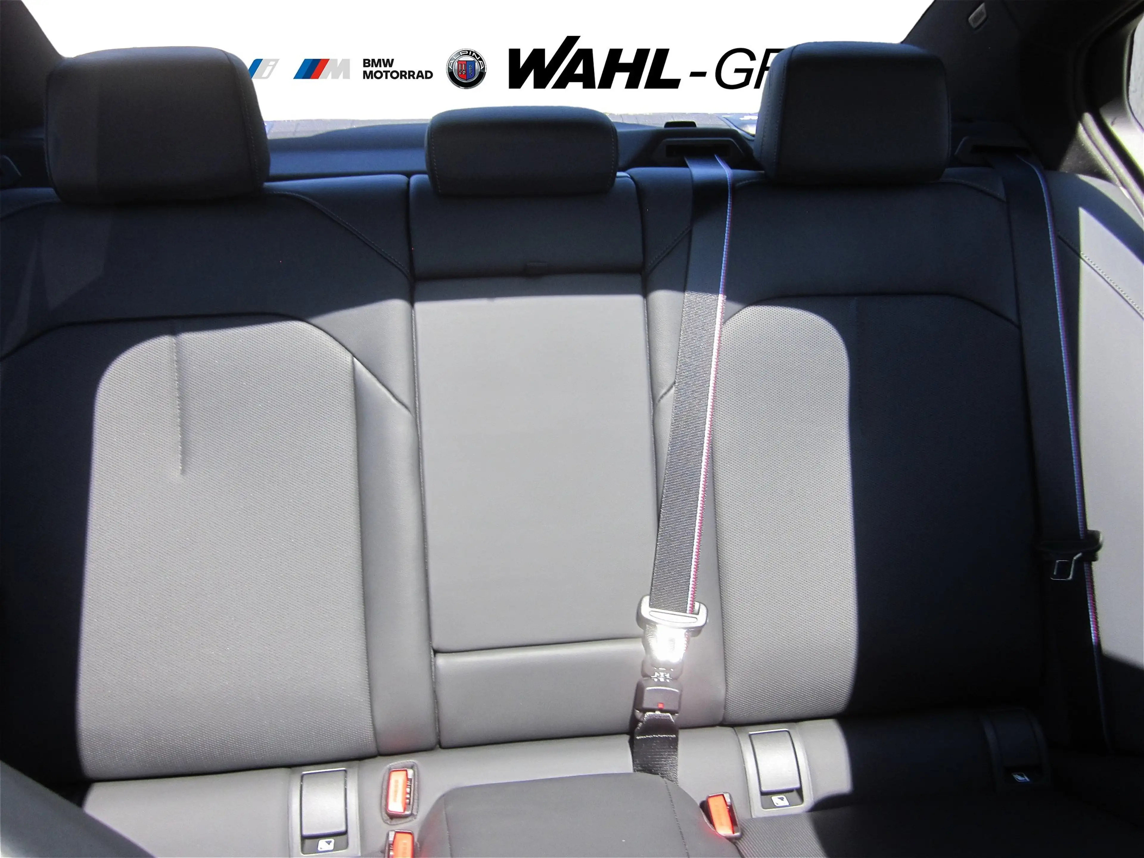 BMW 550 e xDrive M Sport Pro AHK Panorama Innovation Drivi — photo 13