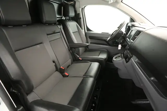 Opel Vivaro-E view 12