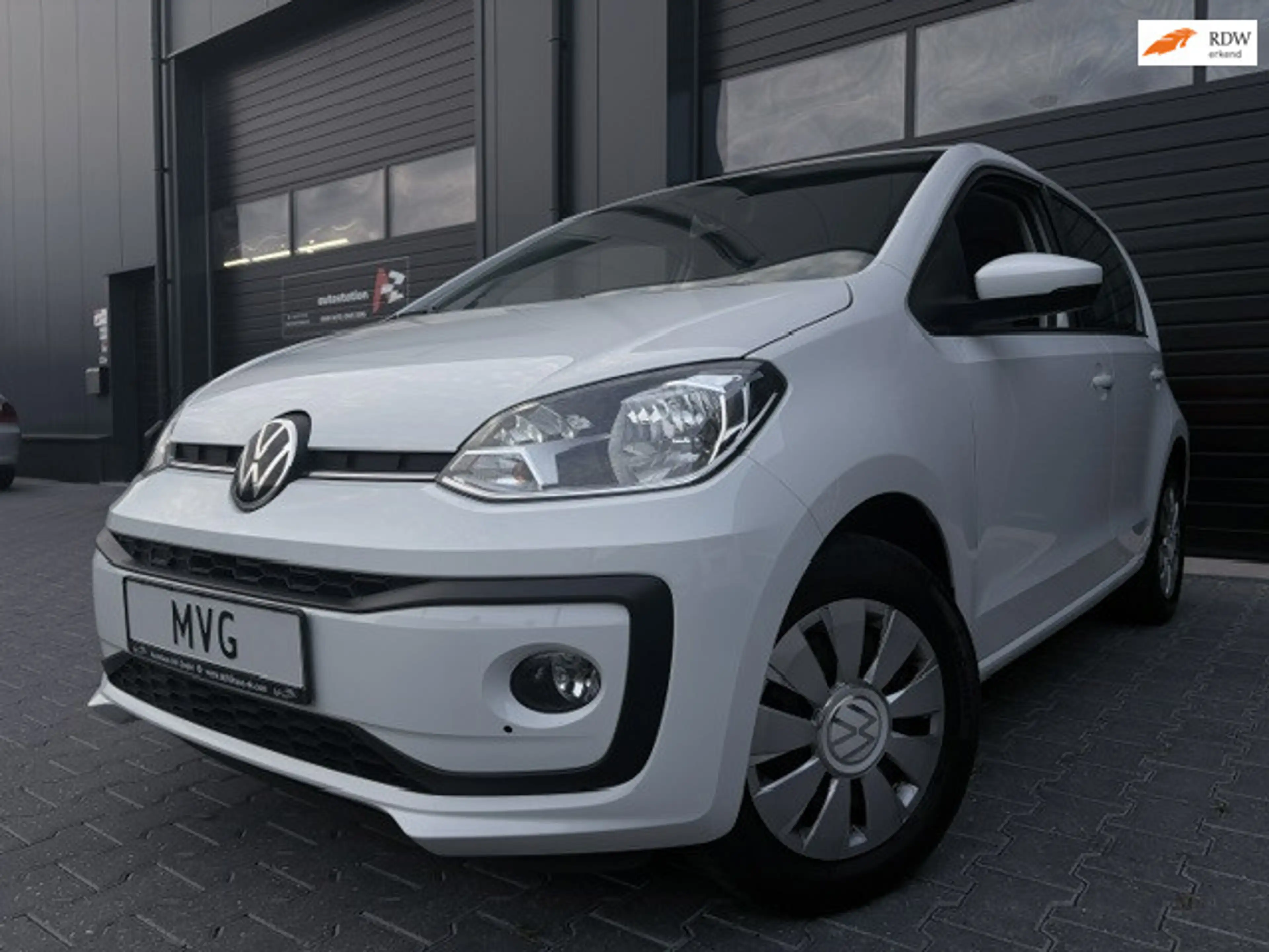 Volkswagen up! 1.0|65PK|Cruise|Camera|Stoel verw|Lane assist|MF s