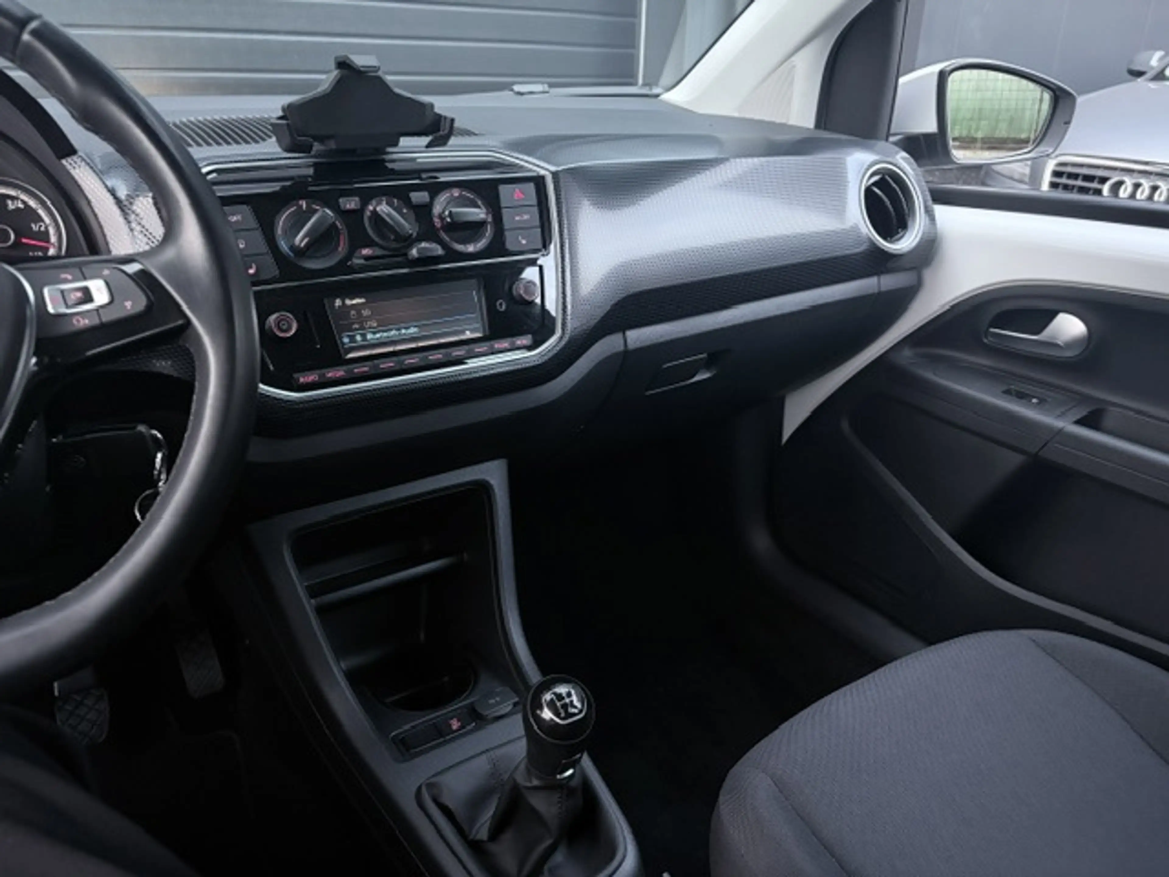 Volkswagen up! 1.0|65PK|Cruise|Camera|Stoel verw|Lane assist|MF s — photo 15