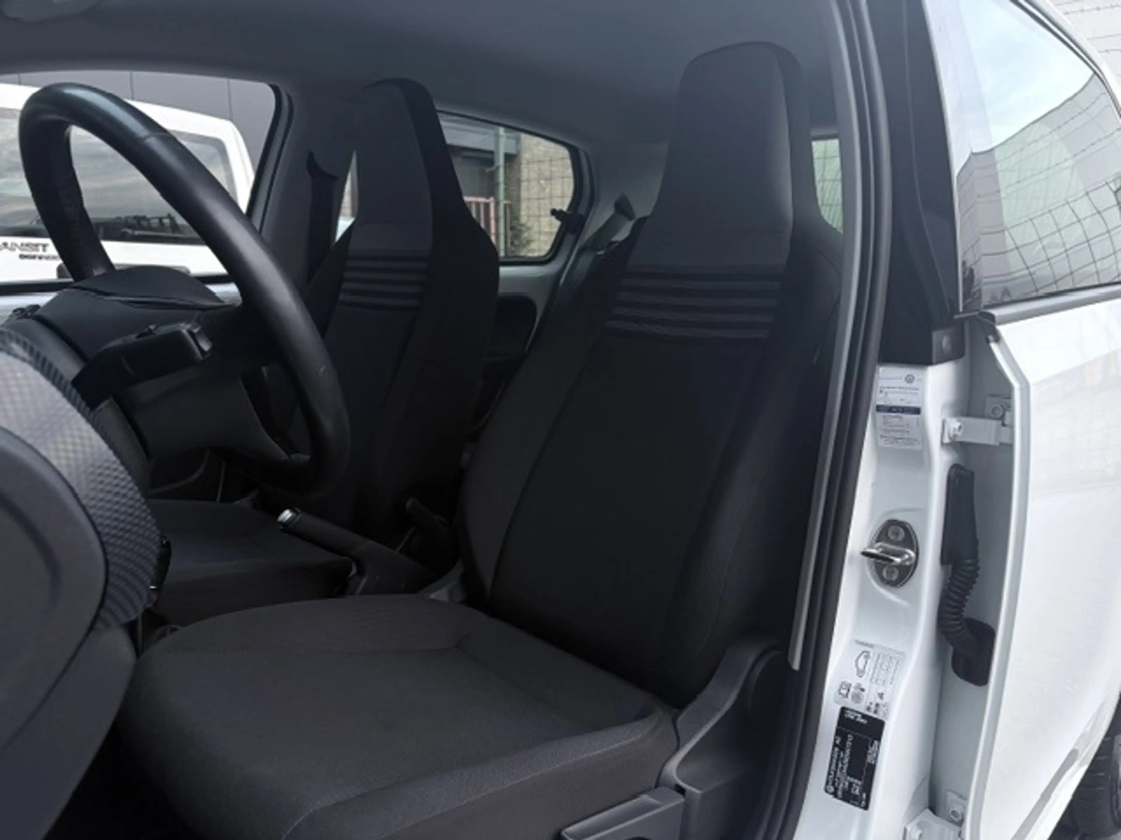 Volkswagen up! 1.0|65PK|Cruise|Camera|Stoel verw|Lane assist|MF s — photo 14