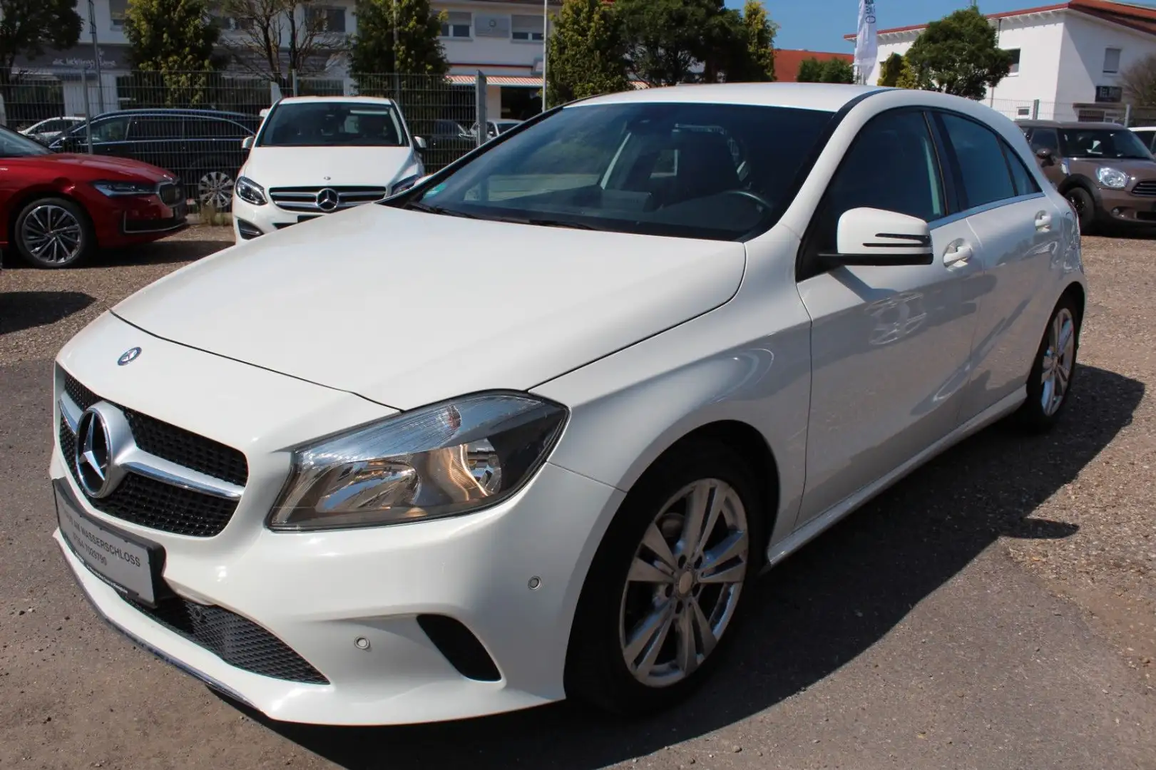 Mercedes-Benz A 180 d BE*8-fach*NAVI*akt.Parkassisten*MB me* Bianco - 1