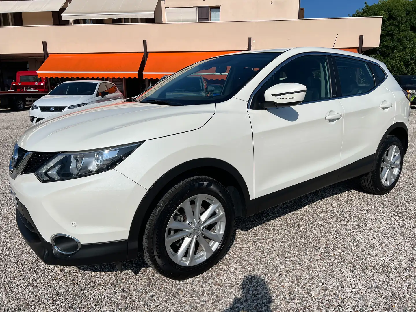Nissan Qashqai 1.5 dci Acenta 110cv IDONEA PER NEOPATENTATI Bianco - 1