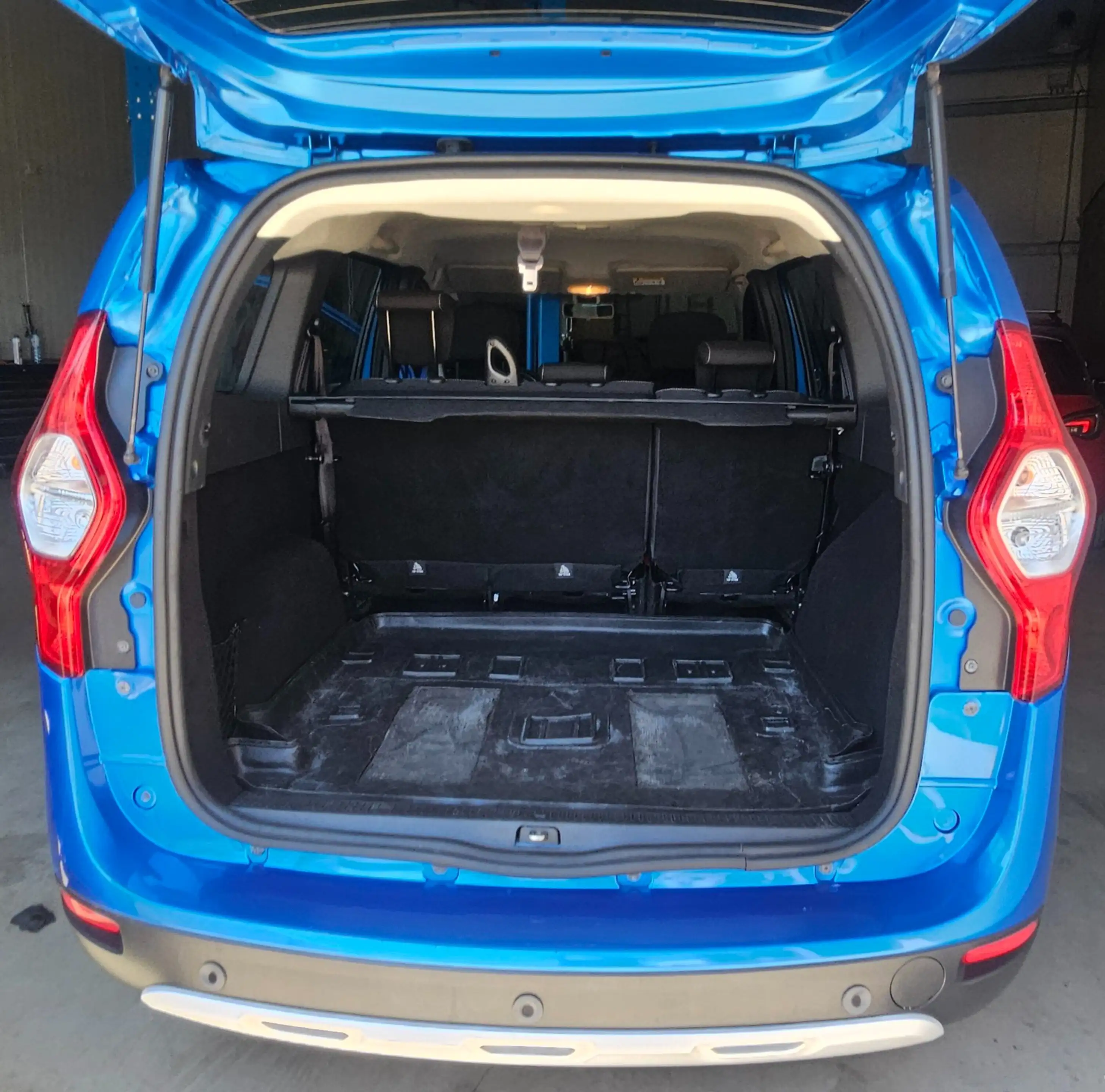 Dacia Lodgy Stepway — photo 7