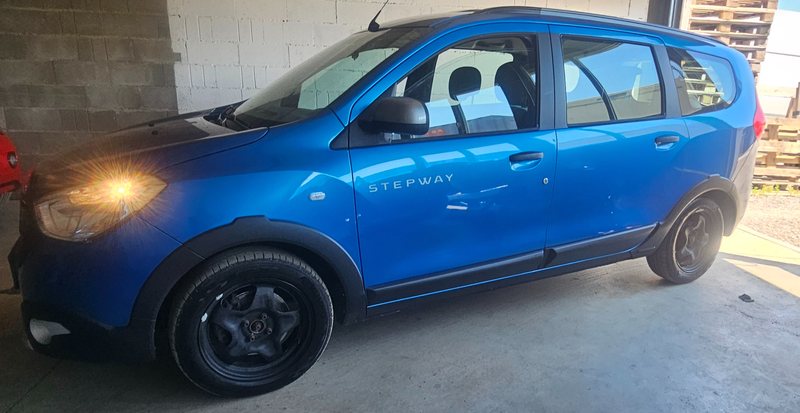Dacia Lodgy Stepway — photo 2