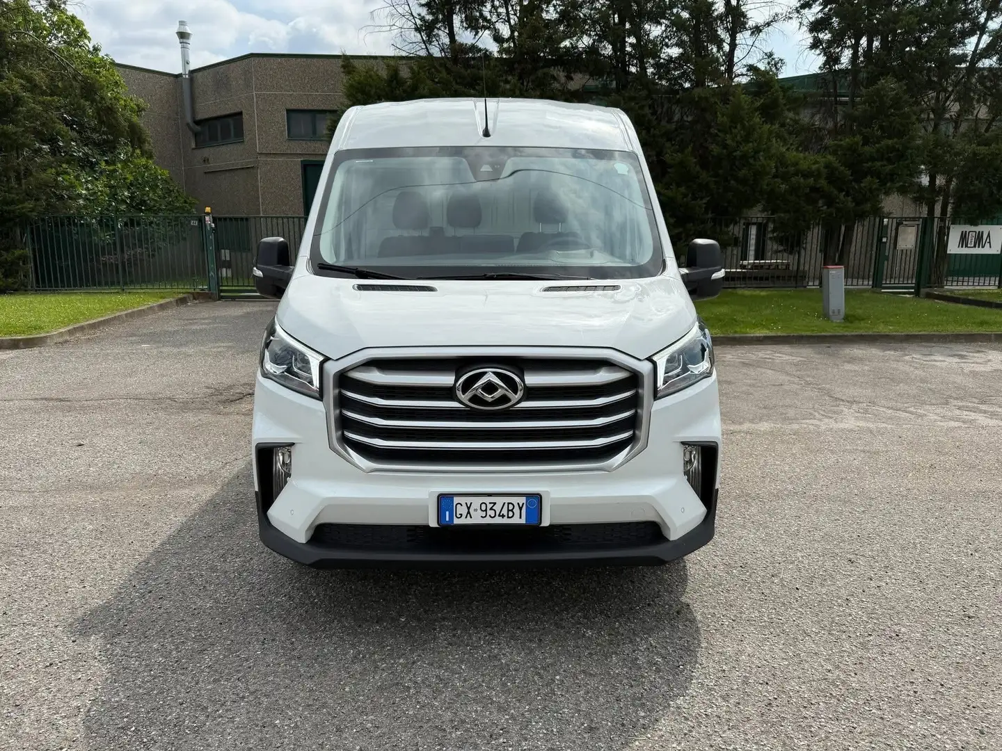 Maxus Deliver 9 MAXUS DELIVER 9 2.0 Diesel EURO 6D FULL OPTIONAL Bianco - 2