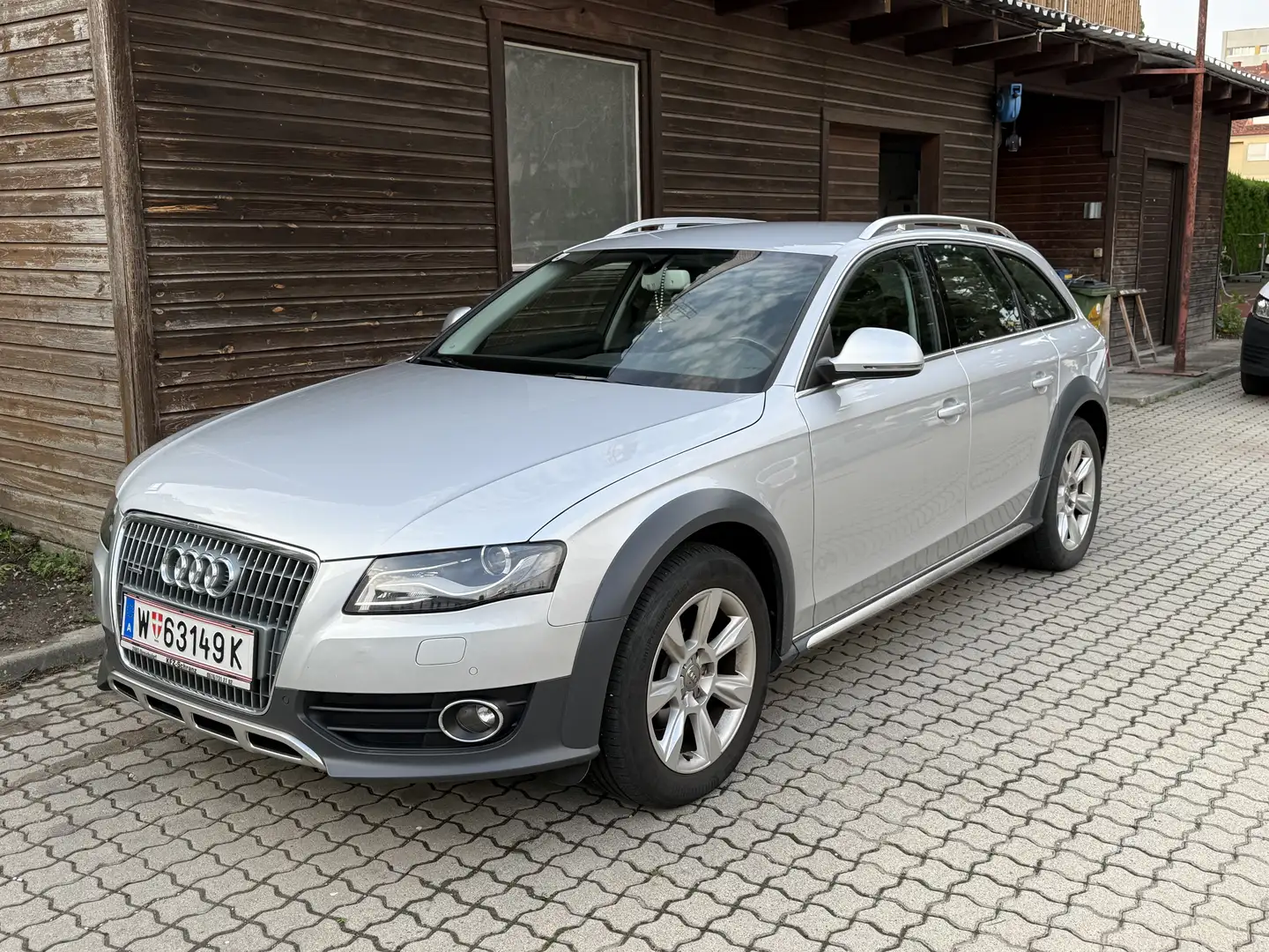 Audi A4 allroad 2,0 TDI quattro DPF - 2