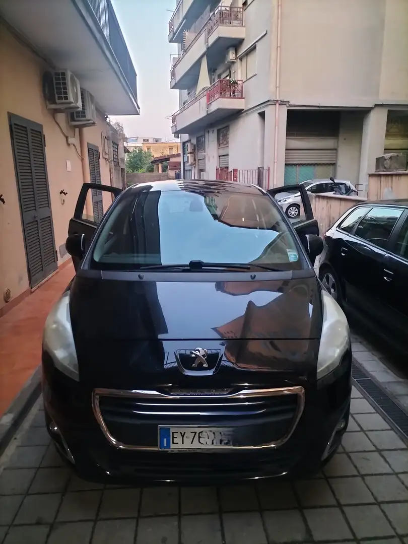 Peugeot 5008 1.6 hdi Active - 1