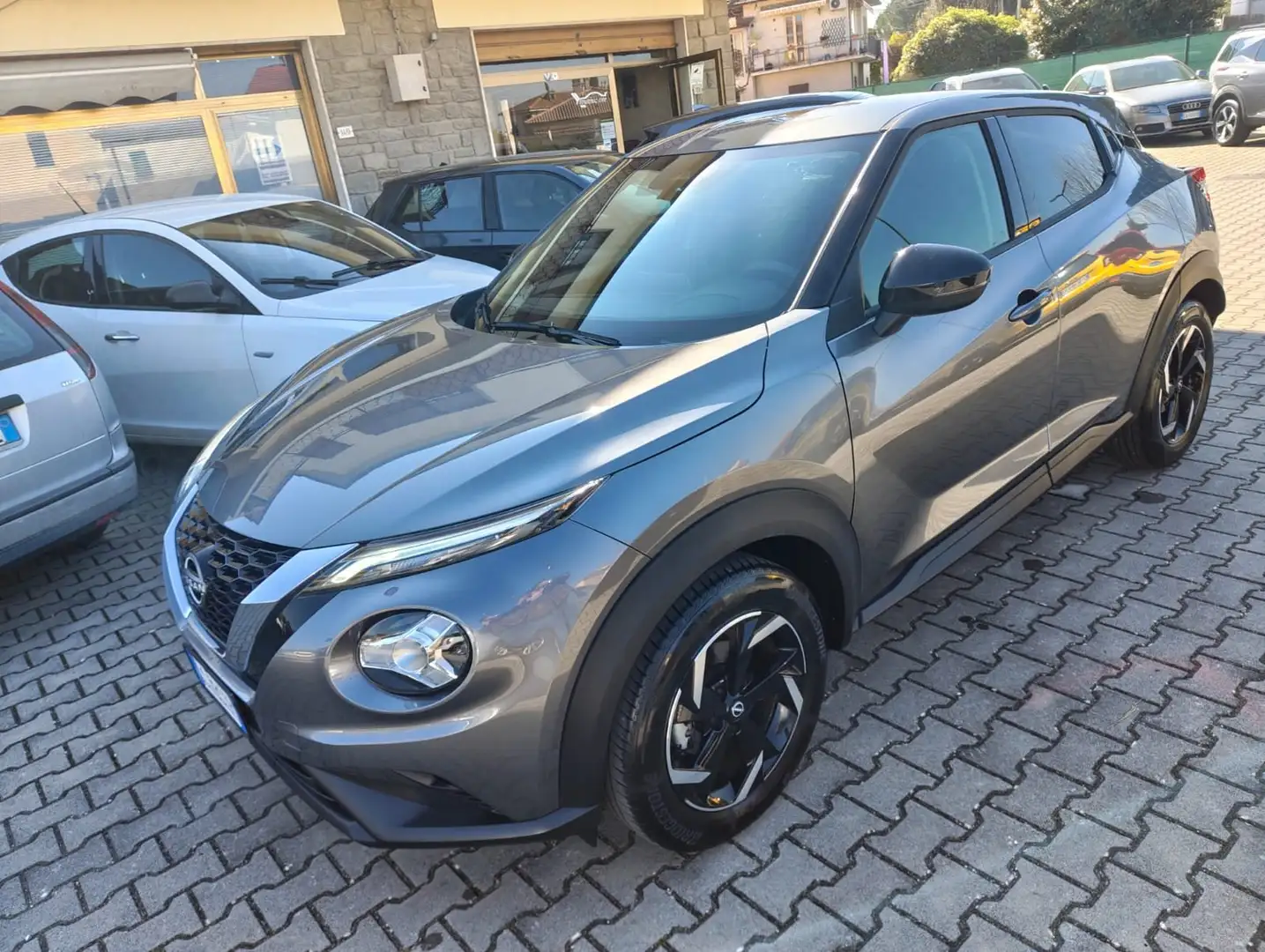 Nissan Juke Juke 1.0 dig-t Acenta 114cv Look Pack  NO VINCOLI Gris - 1