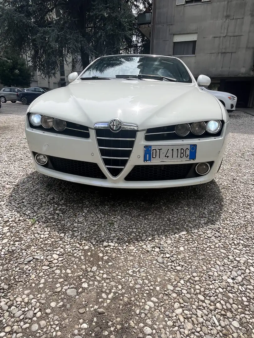 Alfa Romeo 159 Sportwagon 1.9 JTDM 16V DPF Q-Tronic Elegante - 1