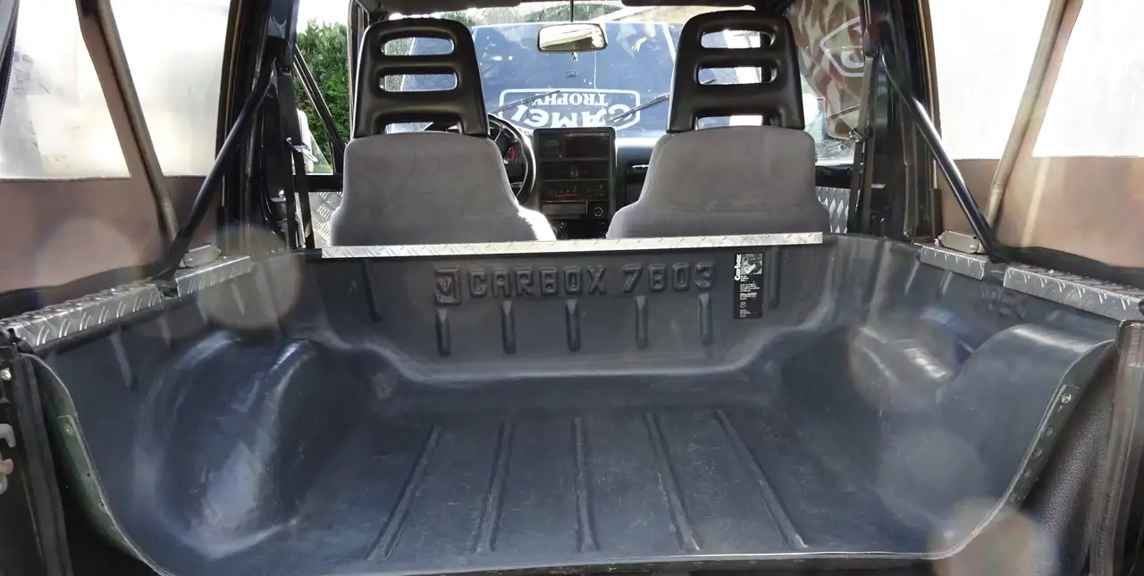 Suzuki SJ Samurai SJ 413 Cabrio, Kult-Offroader, foto 7