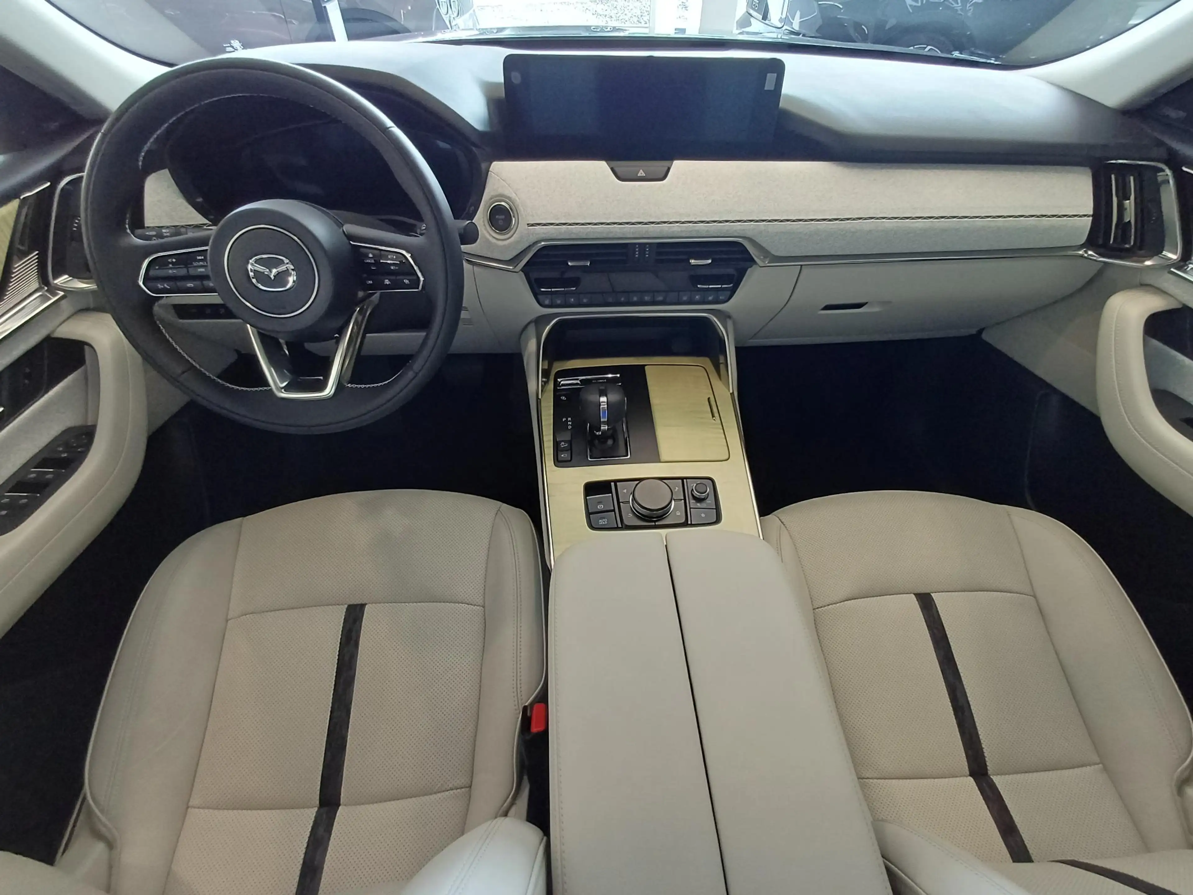 Mazda CX-60 2.5 e-SkyActiv PHEV Takumi — photo 7
