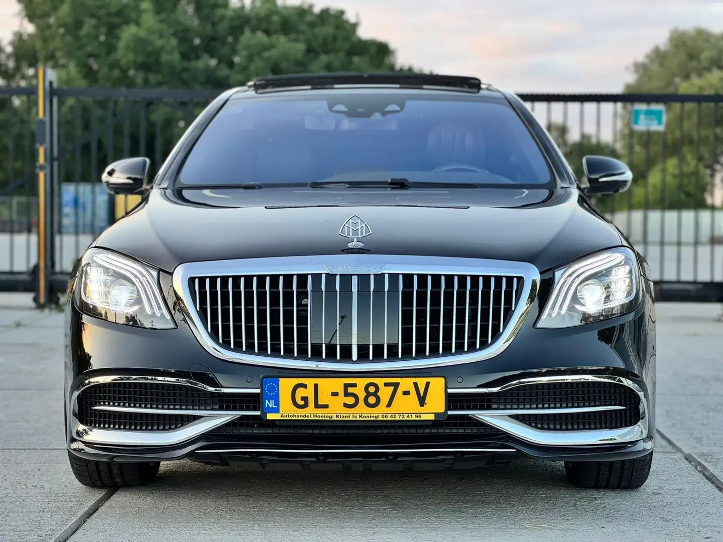 Mercedes-Benz Maybach S-Klasse 500 MAYBACH|4MATIC|STERRENHEMEL|4ZITS|KOELKAST Černá - 2