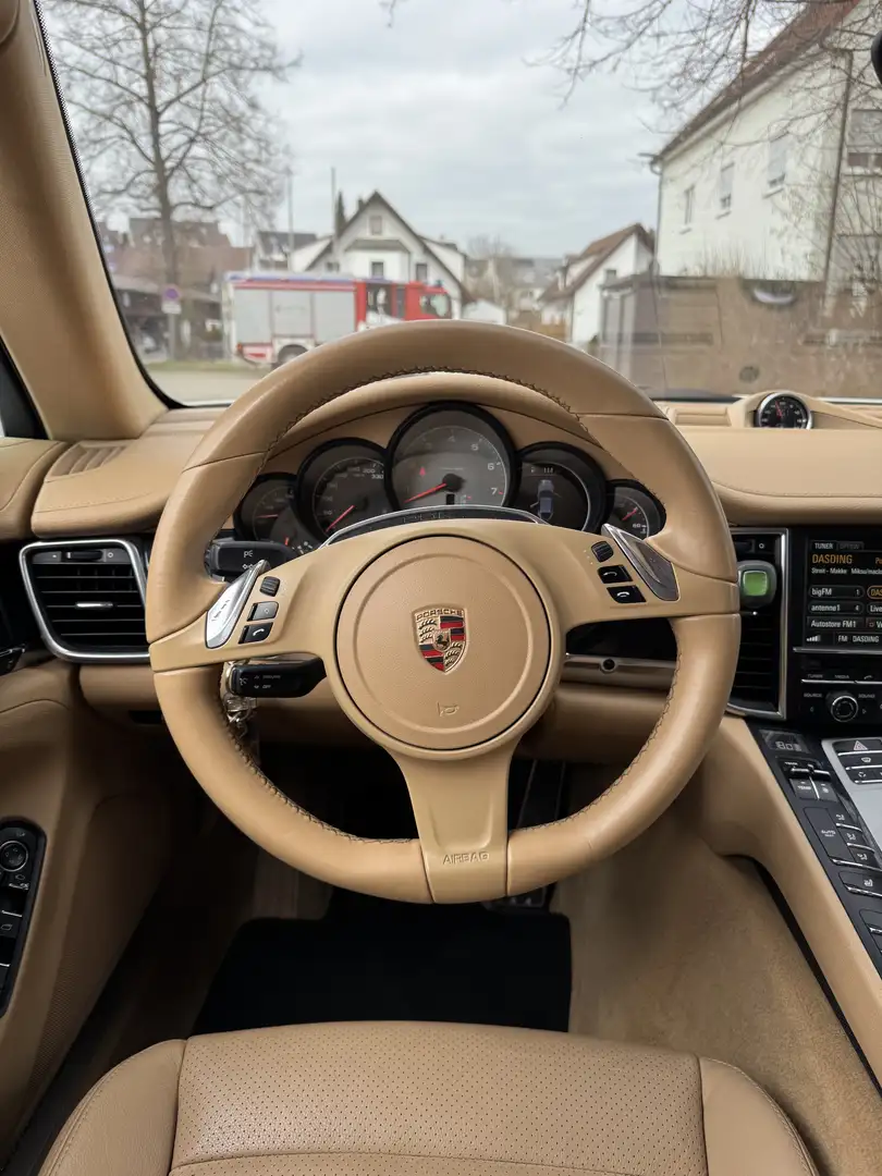 Porsche Panamera 4S PDK - 2