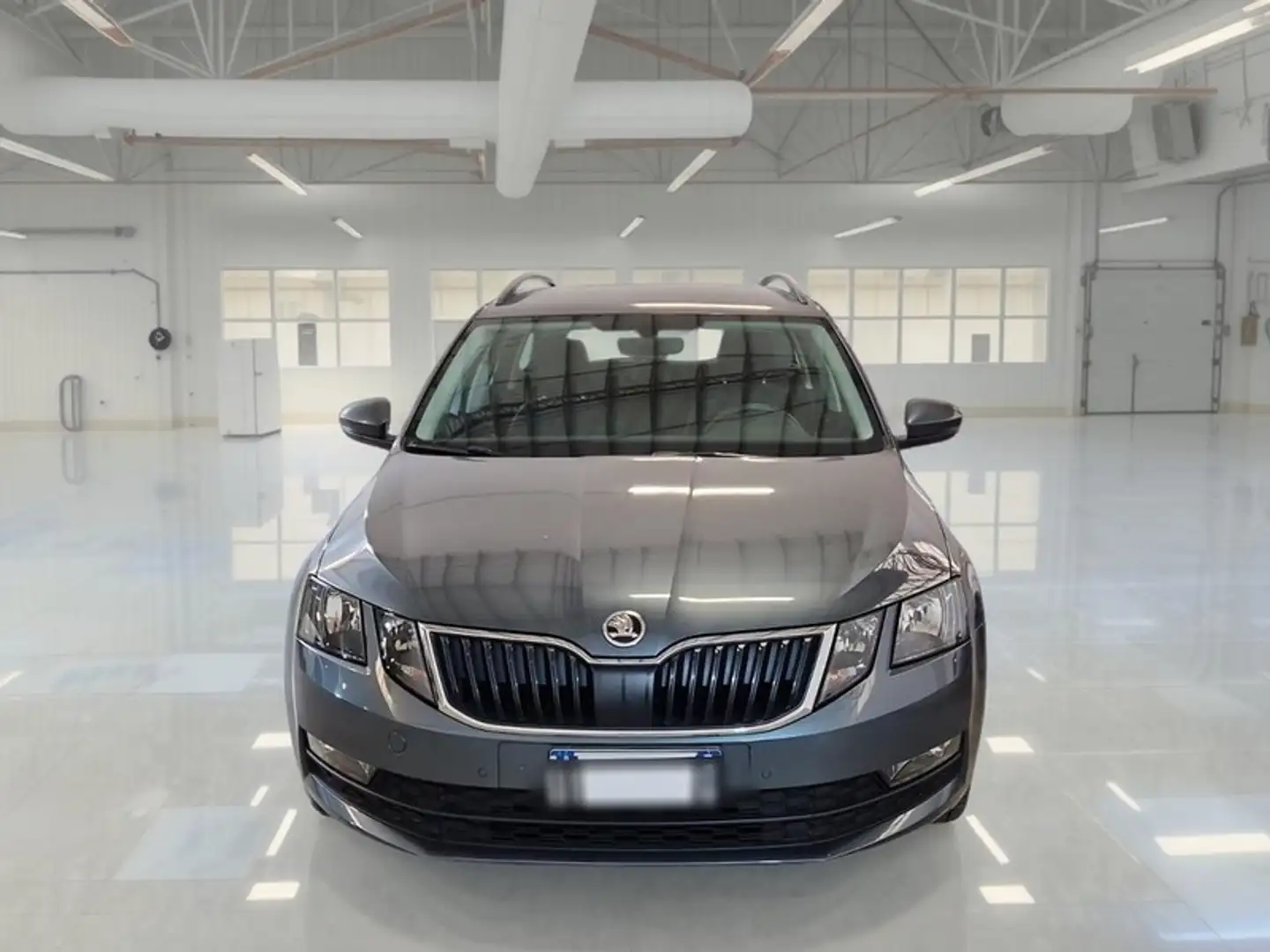 Skoda Octavia WAGON 1.6 TDI EXECUTIVE - 2
