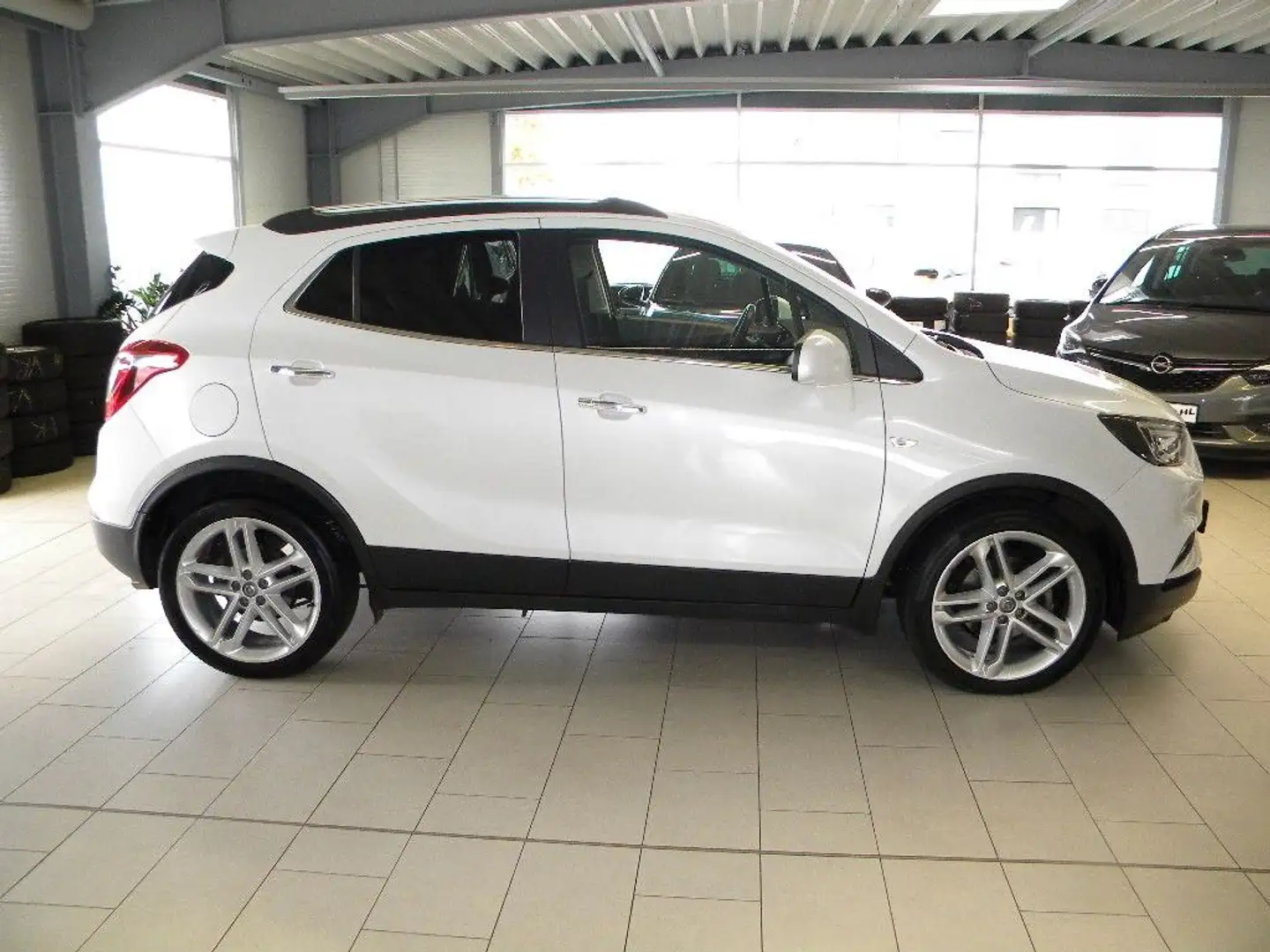 Opel Mokka X Innovation mit 19-Zoll Alufelgen Fehér - 2