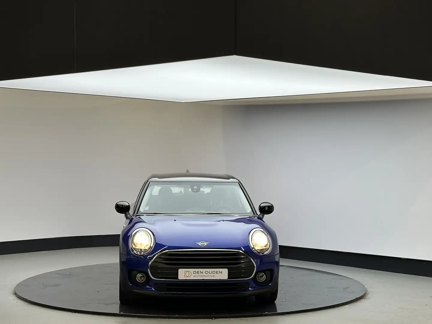 MINI Cooper Clubman Mini 1.5 Business Edition Automaat | Apple Carplay Blauw - 2