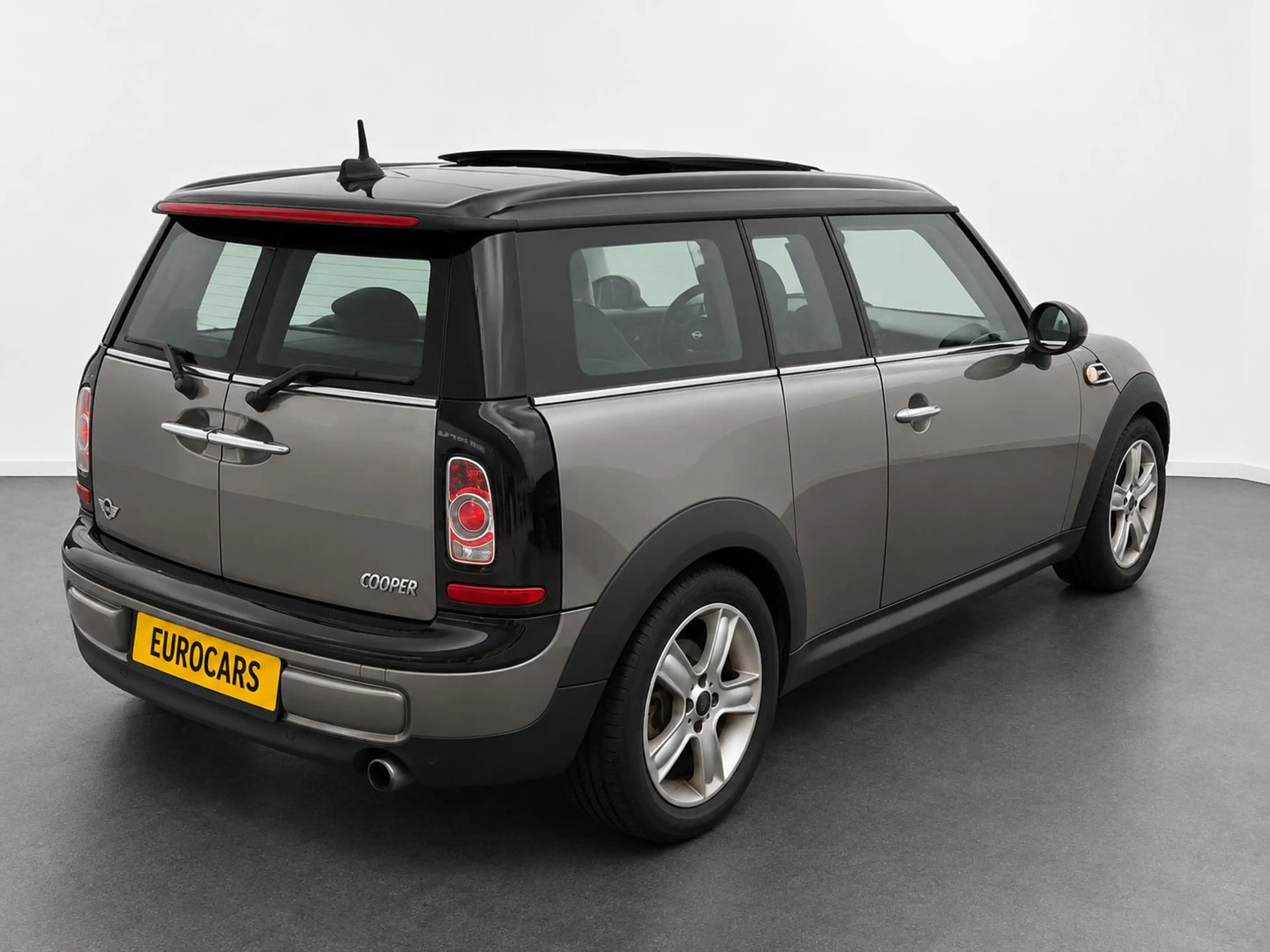 MINI Cooper Clubman 1.6 Business Line Panoramadak Navigatie Parkeerhul — photo 10