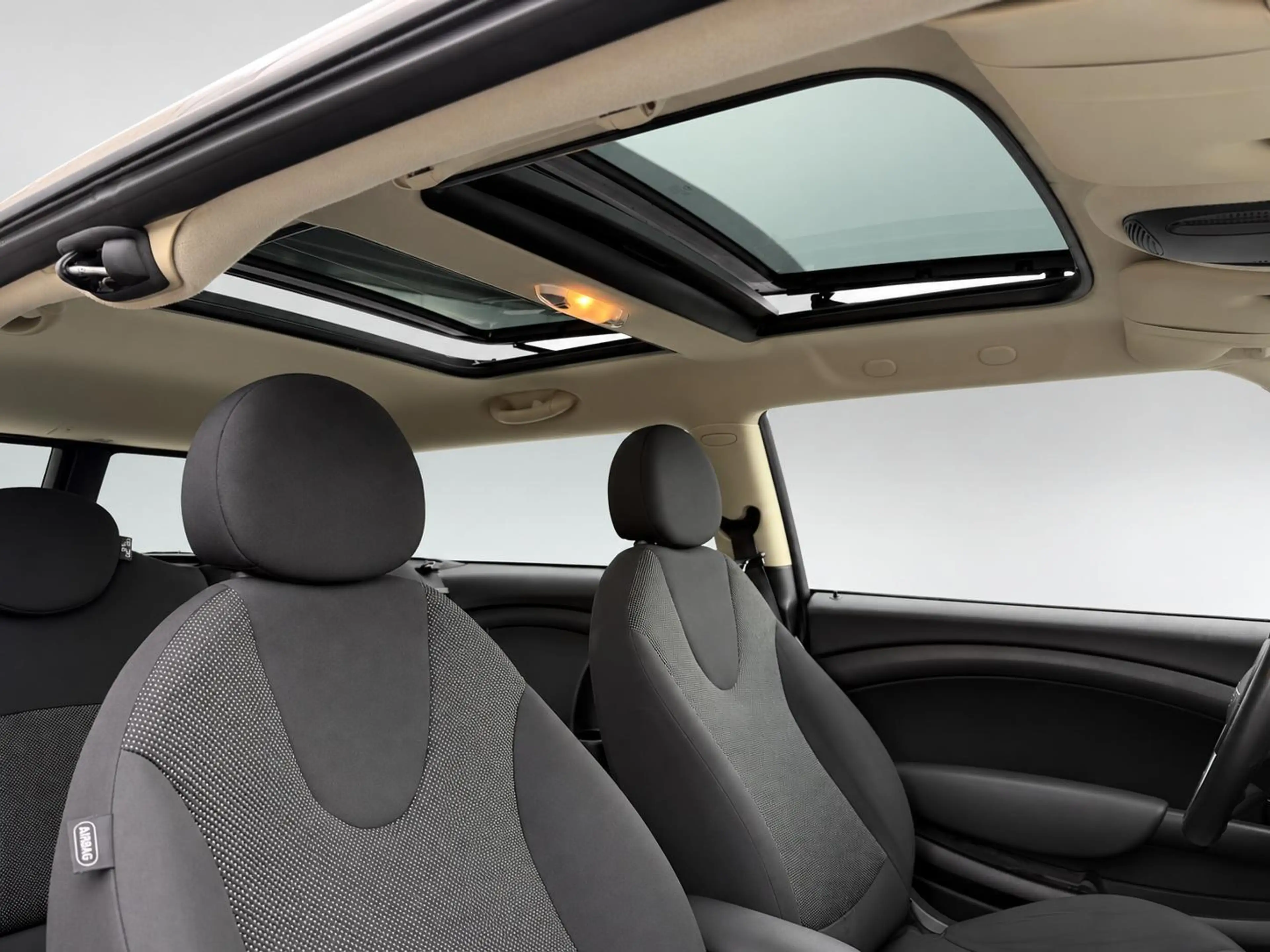 MINI Cooper Clubman 1.6 Business Line Panoramadak Navigatie Parkeerhul — photo 11
