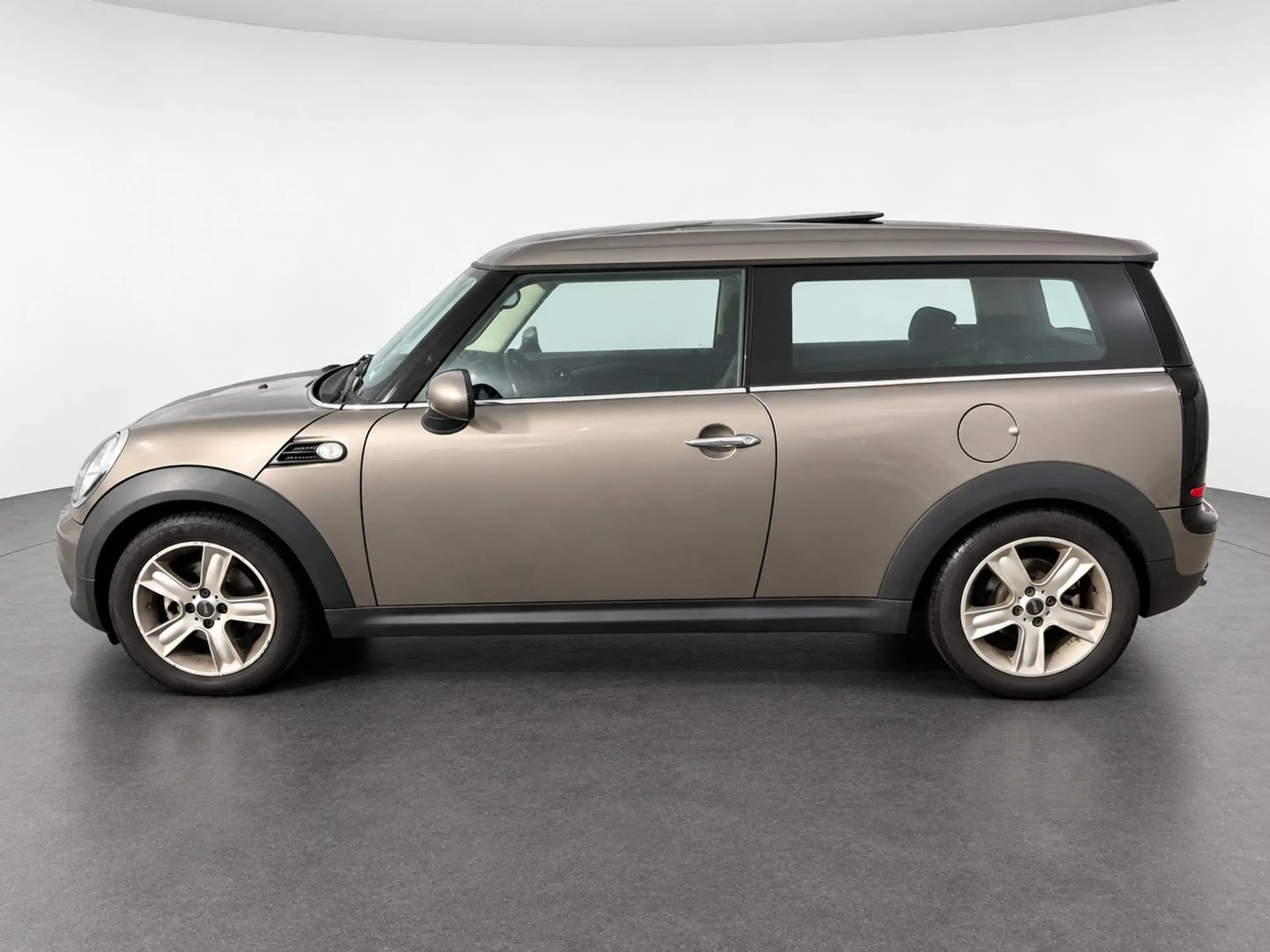 MINI Cooper Clubman 1.6 Business Line Panoramadak Navigatie Parkeerhul — photo 4