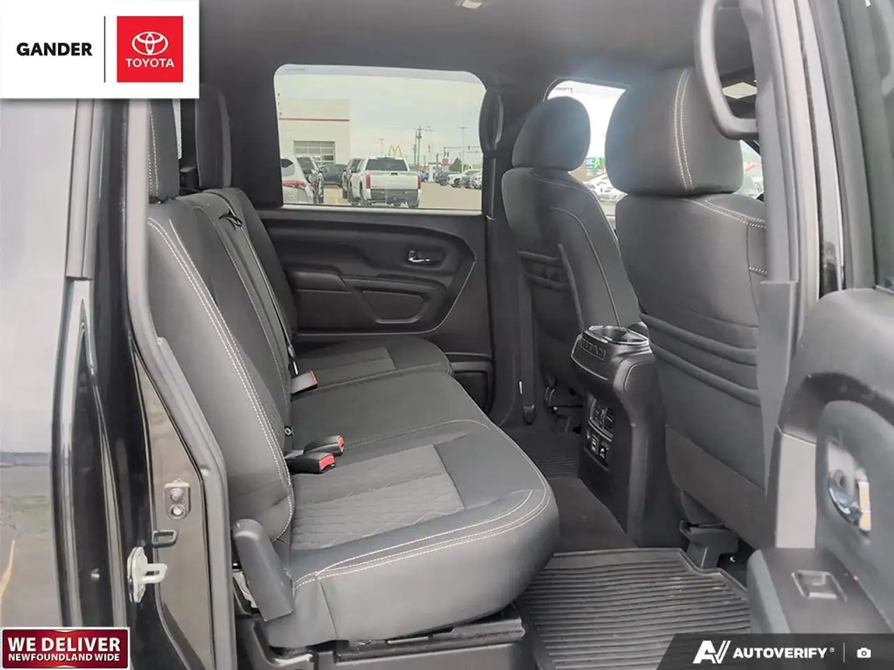 Nissan Titan снимка Nissan Titan