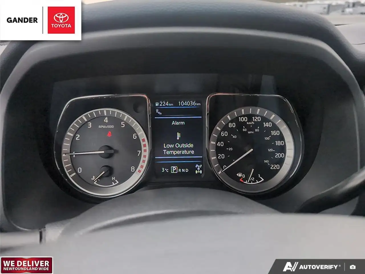 Nissan Titan снимка Nissan Titan