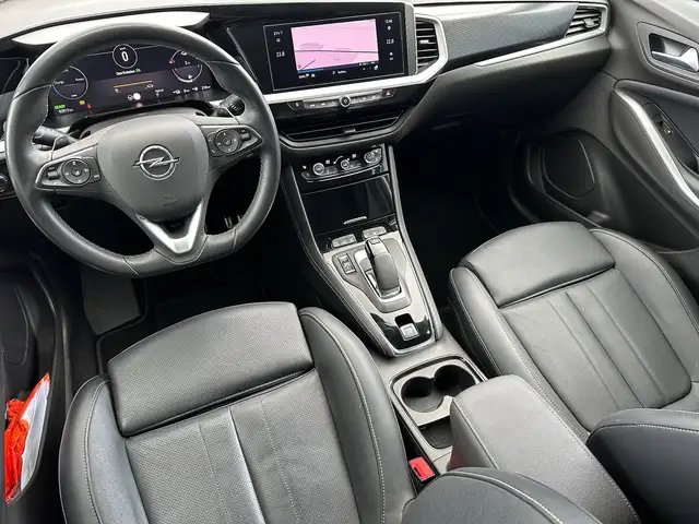 Opel Grandland view 14