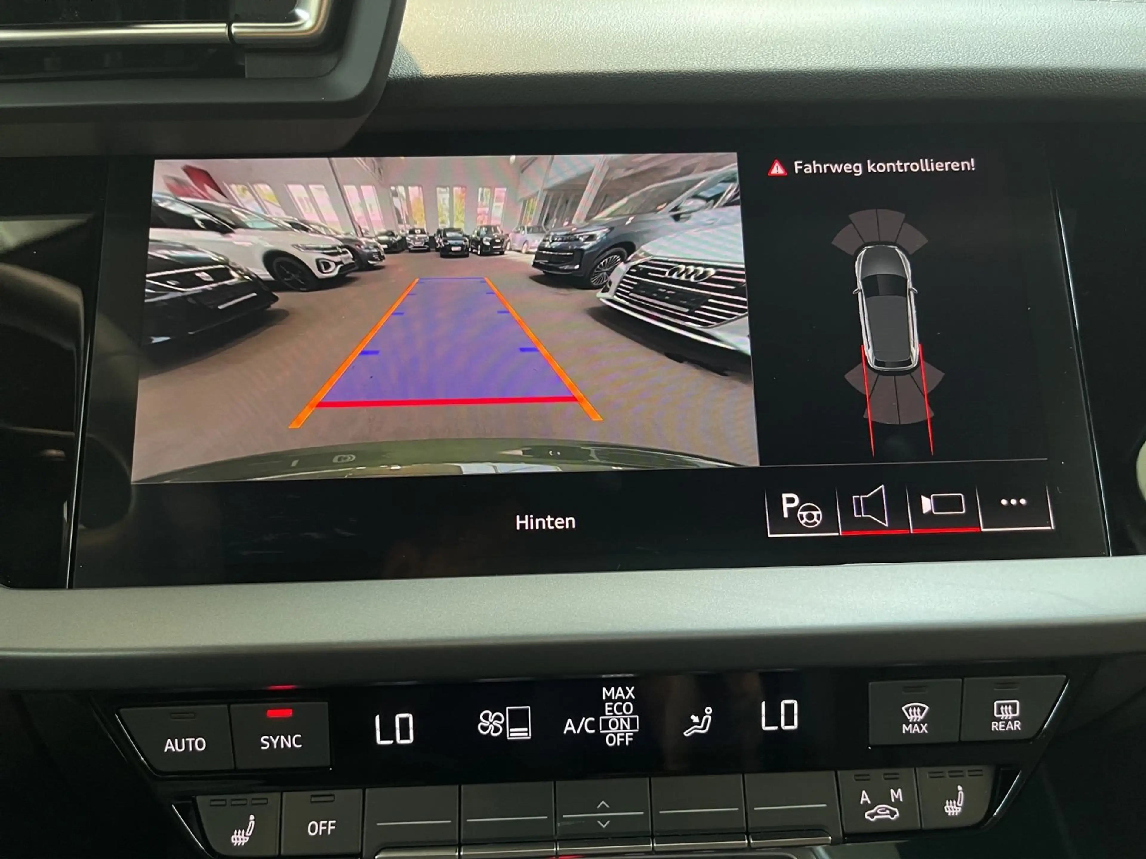 Audi A3 TFSIe LEDER KAMERA LED ACC AHK — photo 15