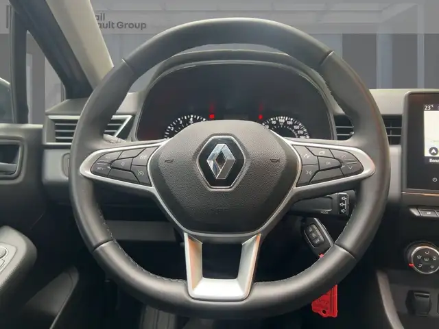 Renault Clio view 11