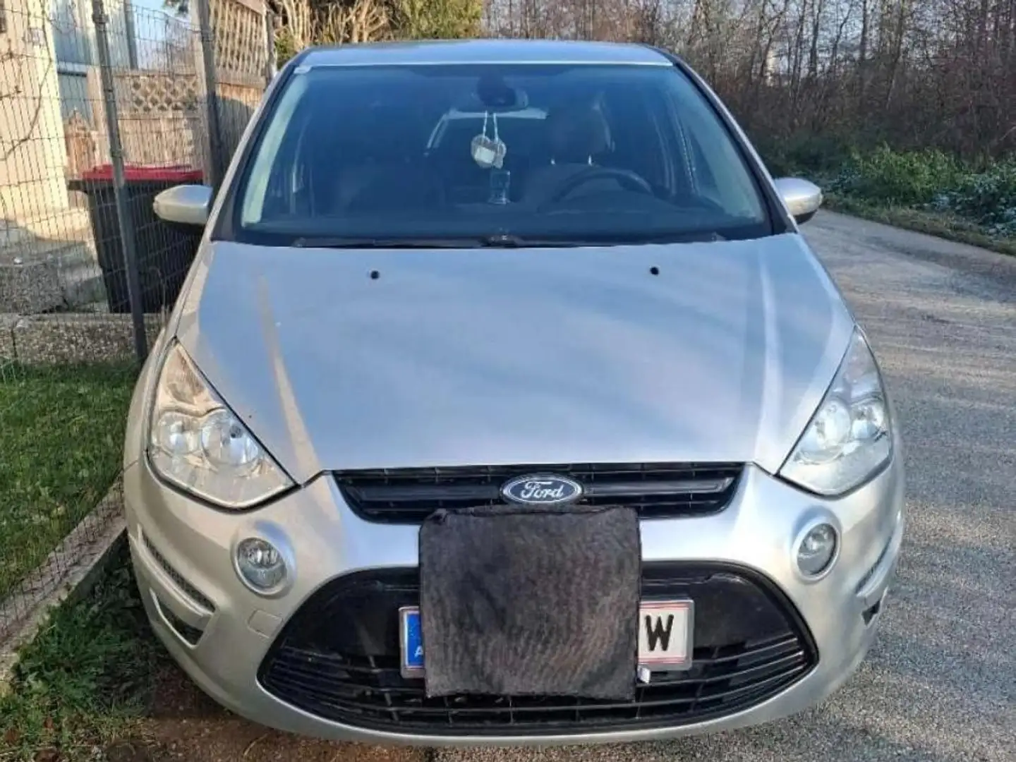 Ford S-Max S-MAX Trend 2,0 TDCi DPF Aut. Trend Grau - 1