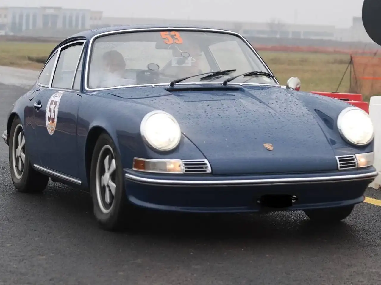 Porsche 911 2400 T, foto 4