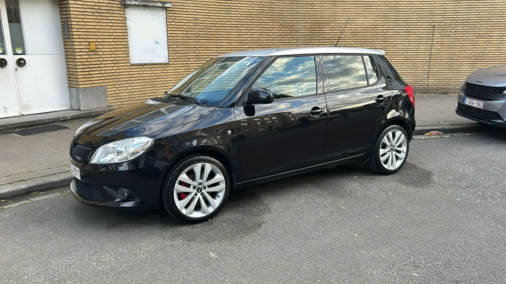 Skoda Fabia 1.4 TSI DSG RS - 1