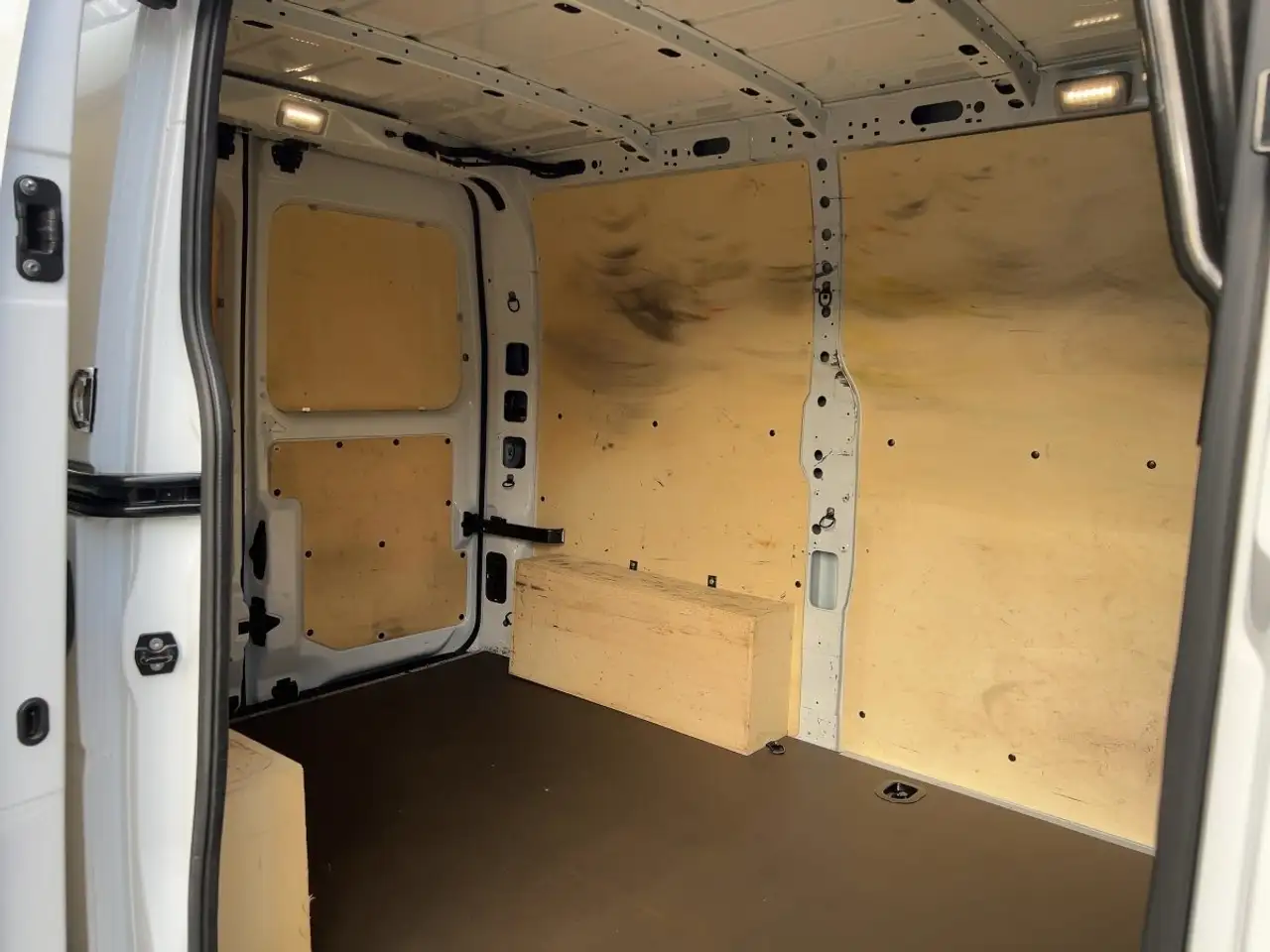 Renault Master 2.3 dCi 135 L1H1 3,3t, миниатюра 9