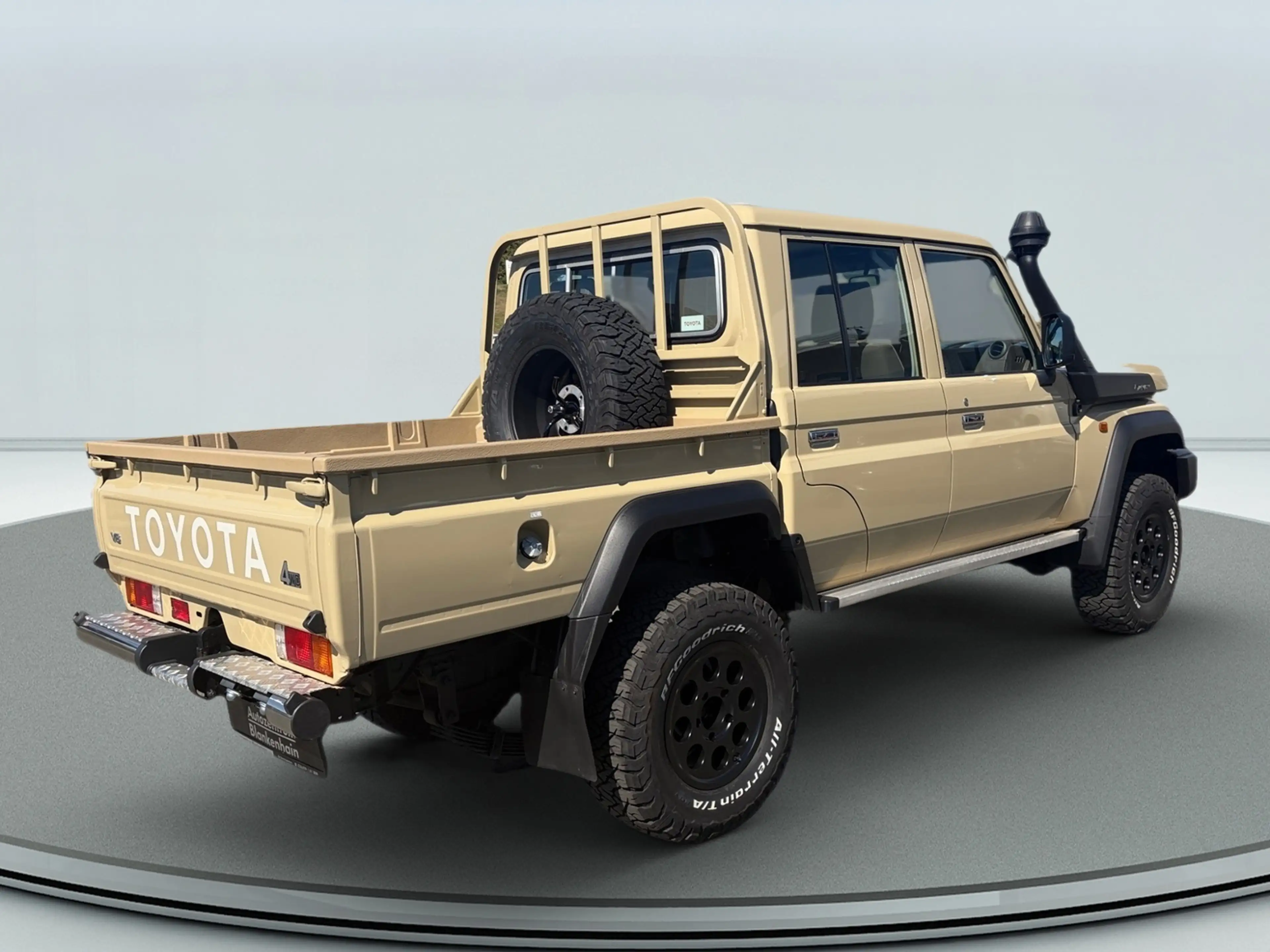 Toyota Land Cruiser GRJ79 DC 40th. OME Höherl.+Deltafelg.+Rostsch.p. — photo 5