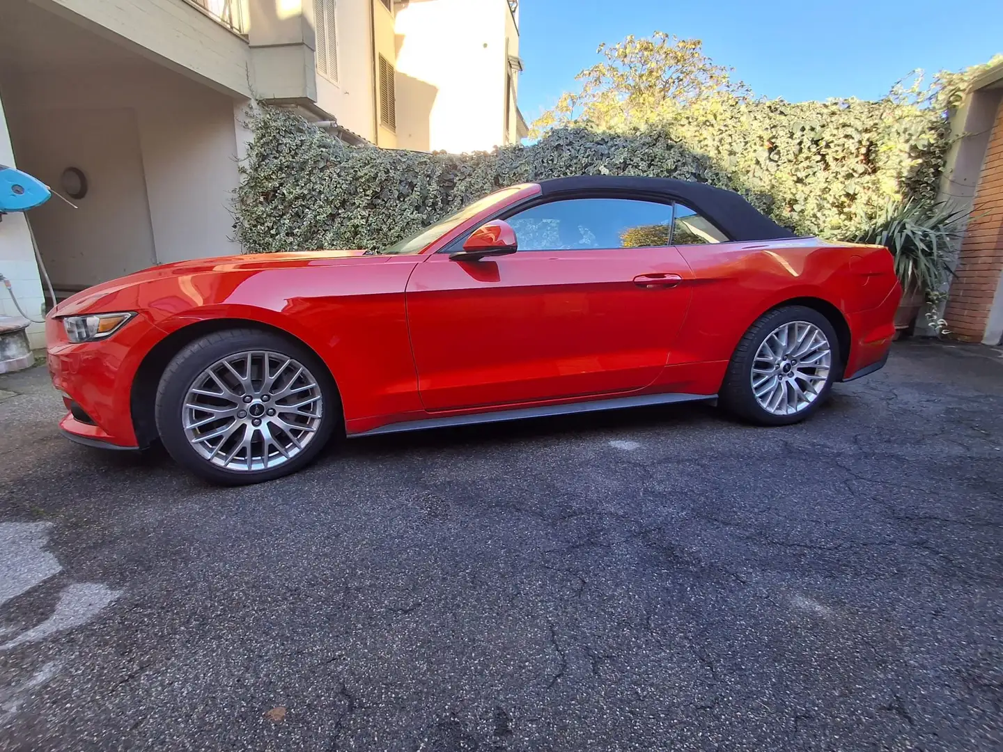 Ford Mustang Mustang Convertible 2.3 ecoboost 317cv Rosso - 2